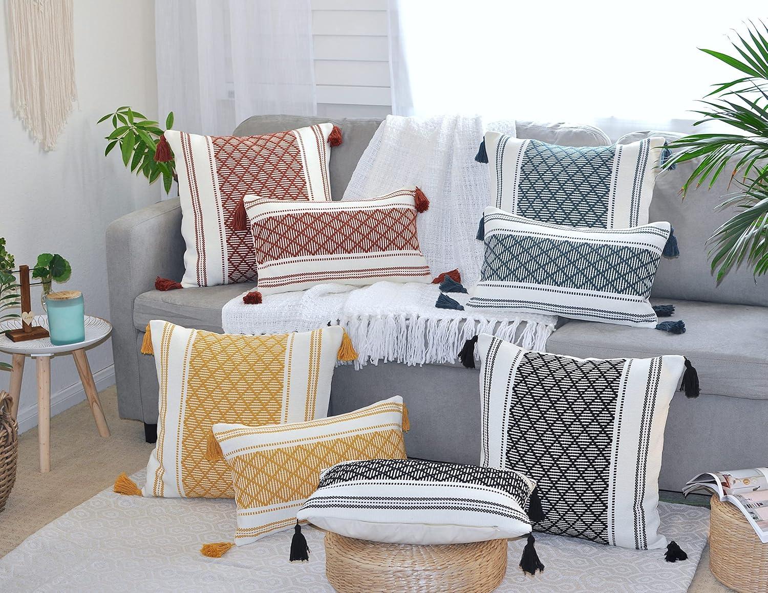 Oveesha Boho Lumbar Pillow Covers With Tassels, Outdoor/ Indoor Cotton Woven Rectangular Pillowcases (Set of 2)