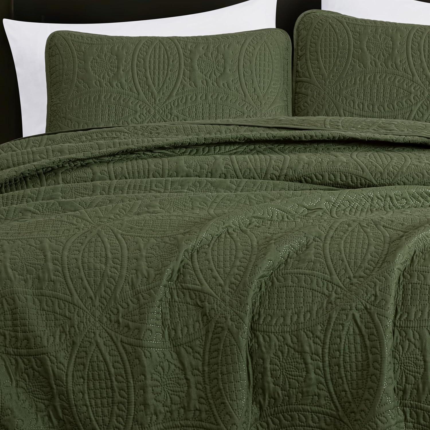 Austin Standard Geometric Shapes Coverlet Set