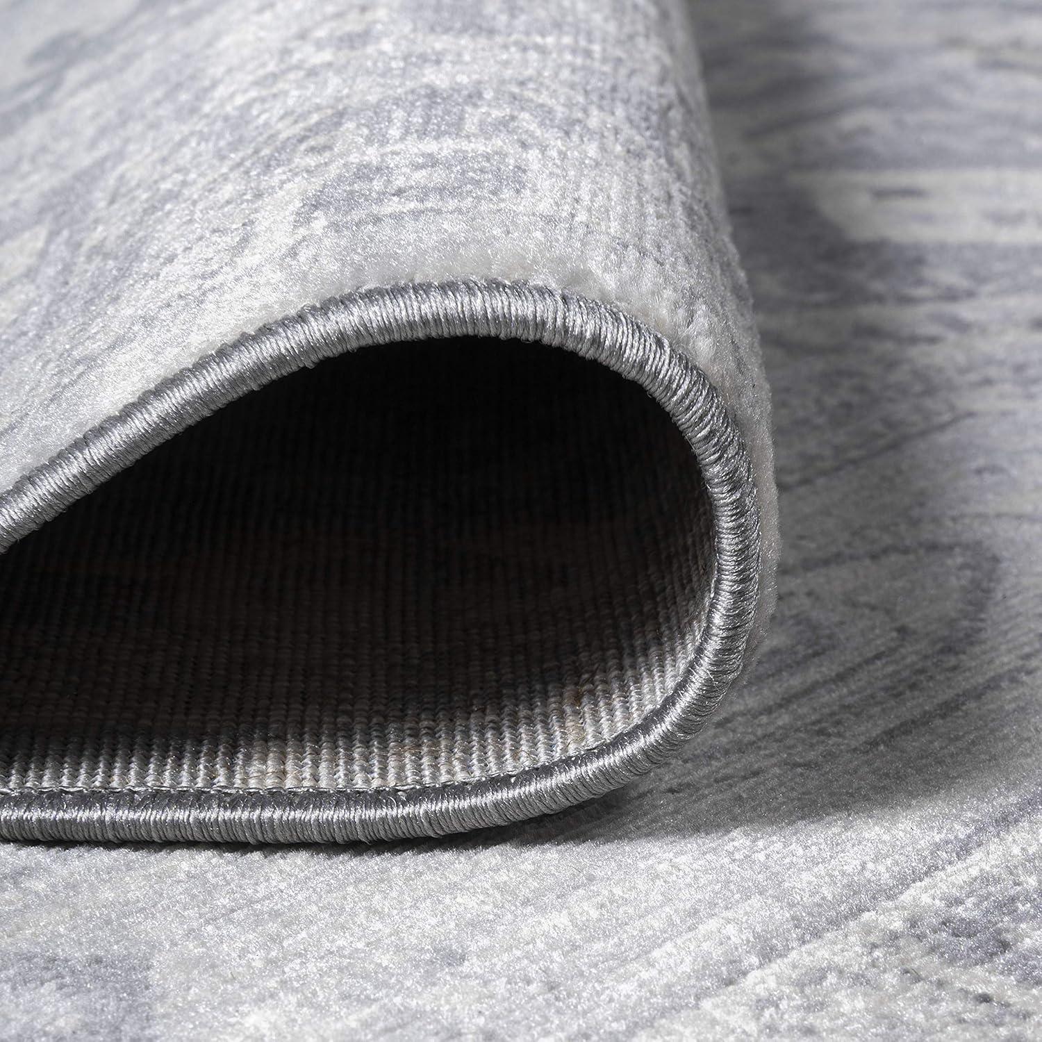 4'x6' Modern Persian Vintage Medallion Area Rug, Light Gray - JONATHAN Y