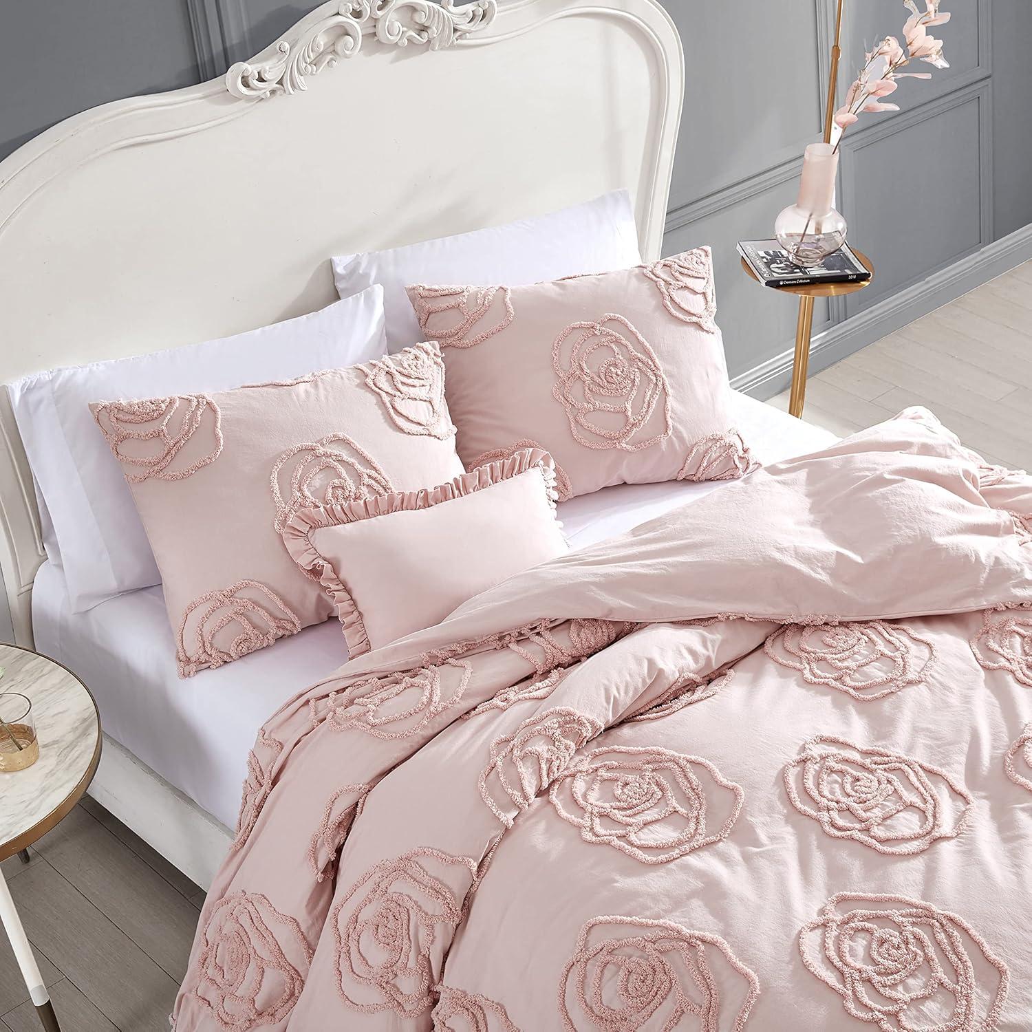 Betsey Johnson Rambling Rose Cotton Pink Duvet Cover Bonus Set