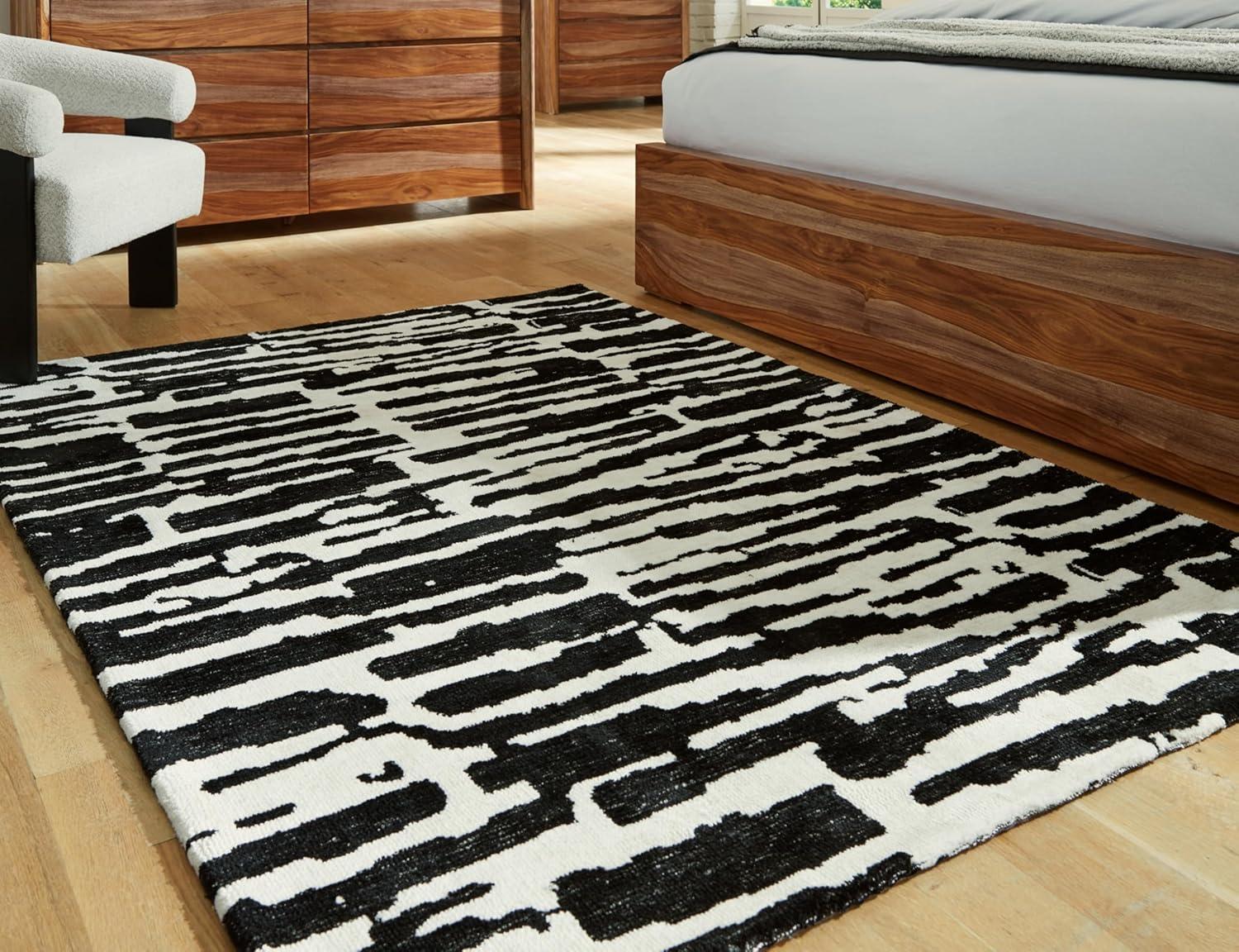 Black and White Abstract 5' x 7' Synthetic Rug