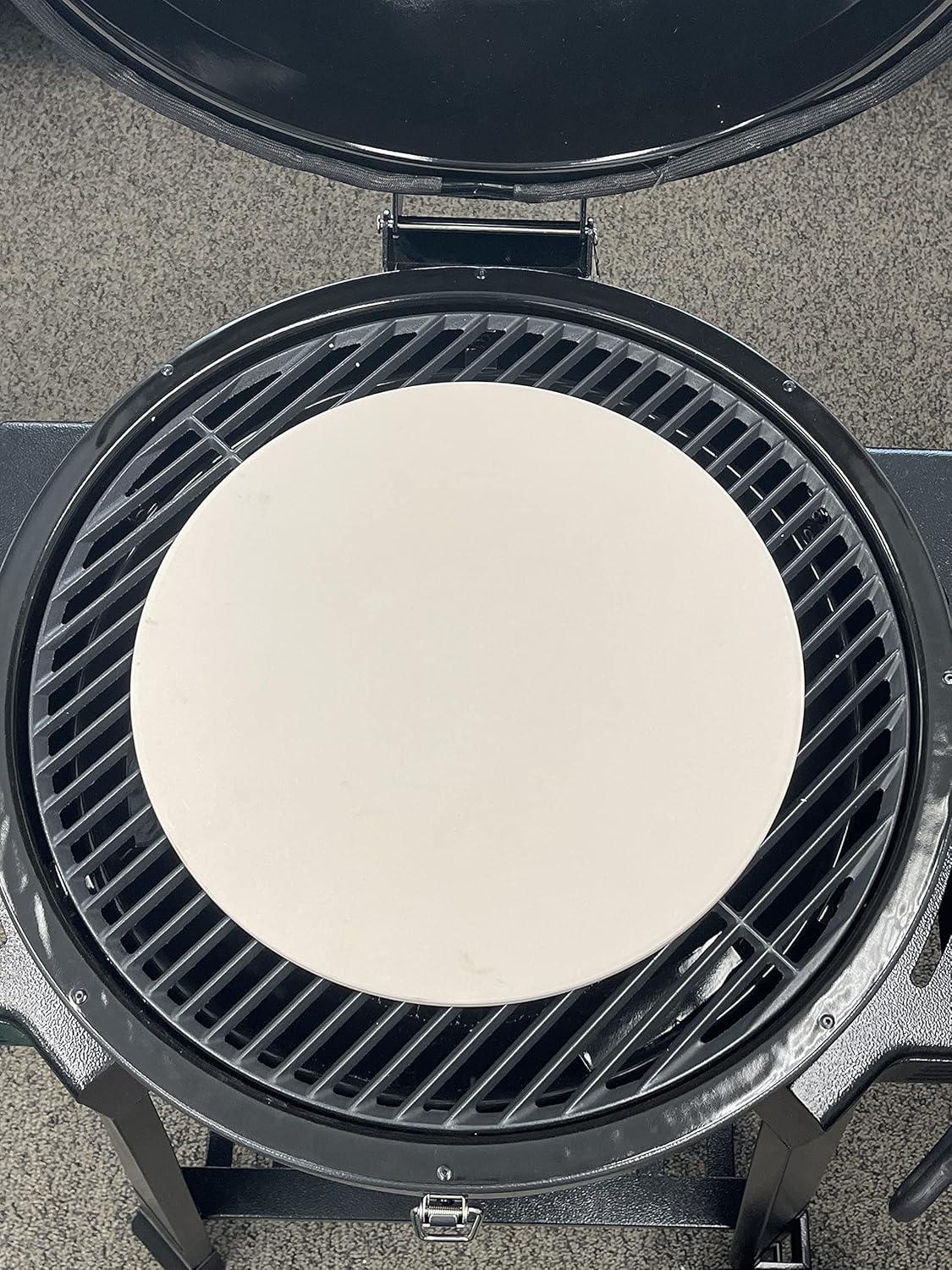 15-Inch White Cordite Pizza Stone and Heat Deflector