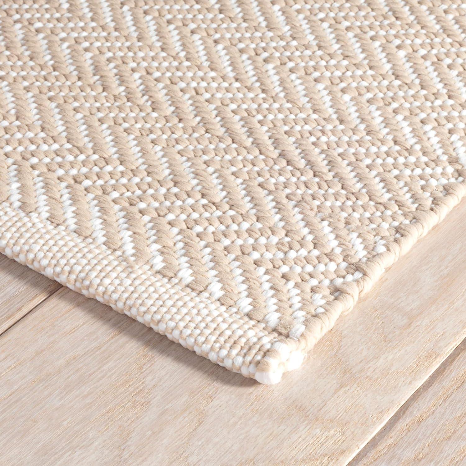 C3 Herringbone Indoor/Outdoor Rug