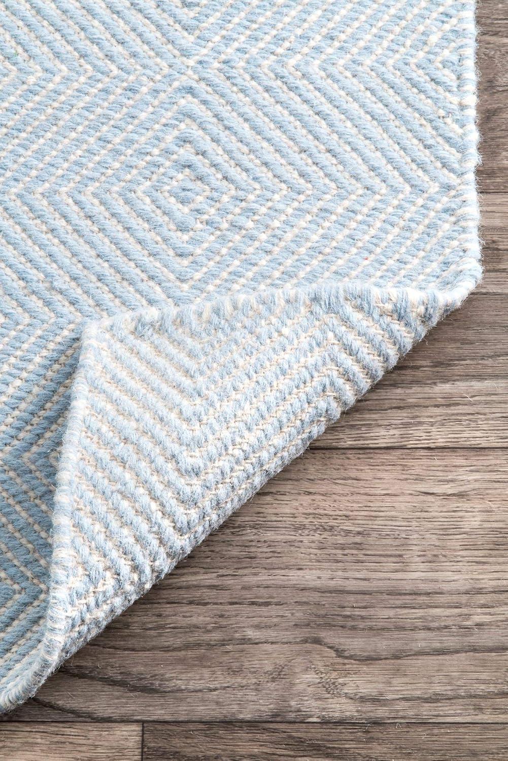 nuLOOM Hand Woven Ago Wool Area Rug, 5' x 8', Light Blue