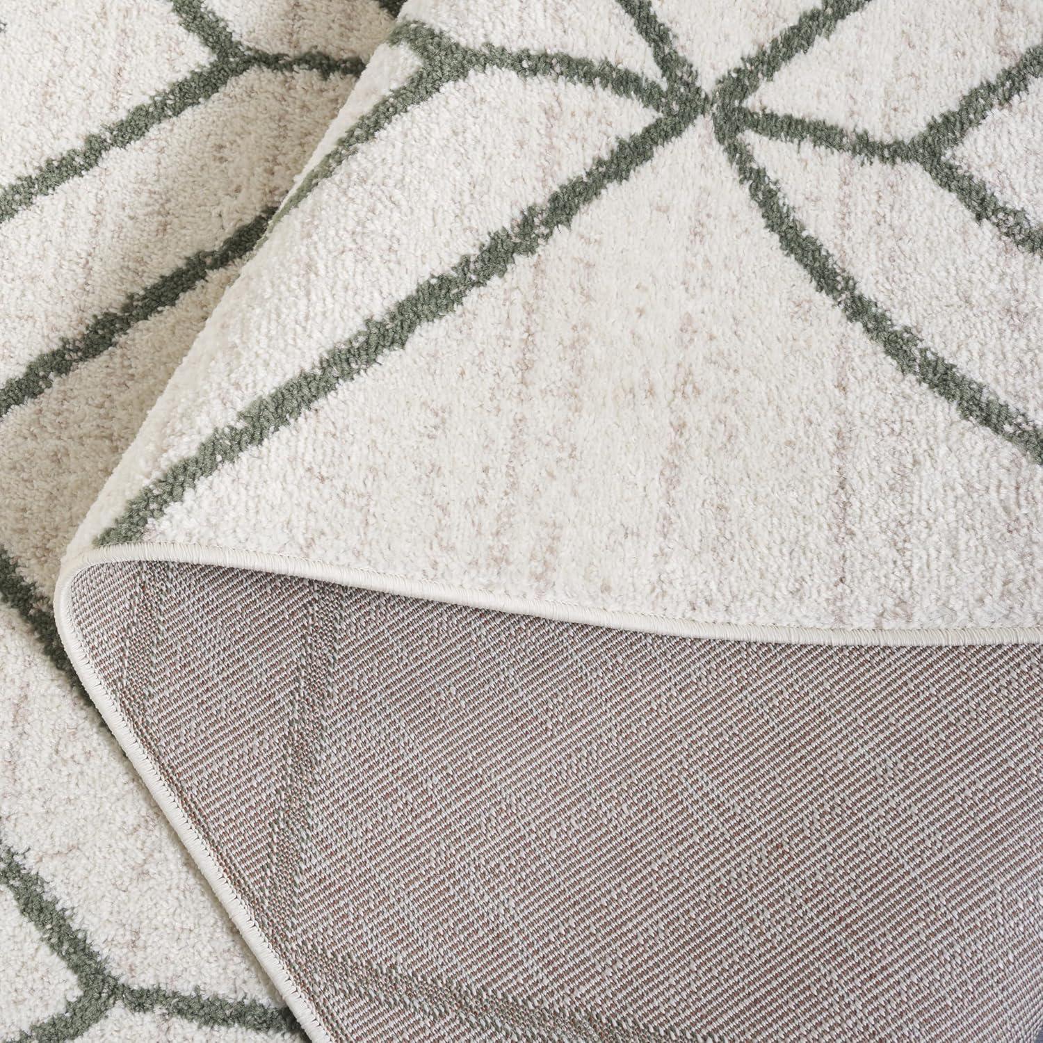 Adirondack ADR241 Machine Made Indoor Area Rug - Ivory/Dark Green - 5'-1"x7'-6" - Safavieh