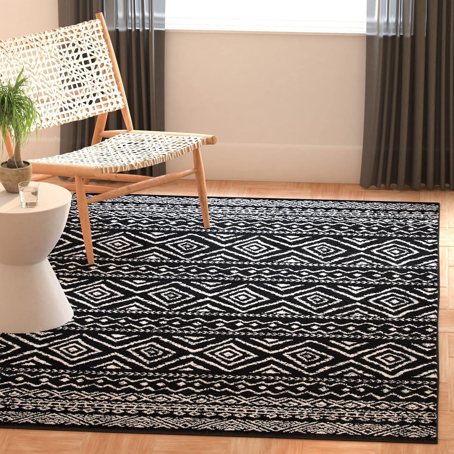 Tulum TUL267 Power Loomed Area Rug - Black/Ivory - 5'3"x7'6" - Safavieh.