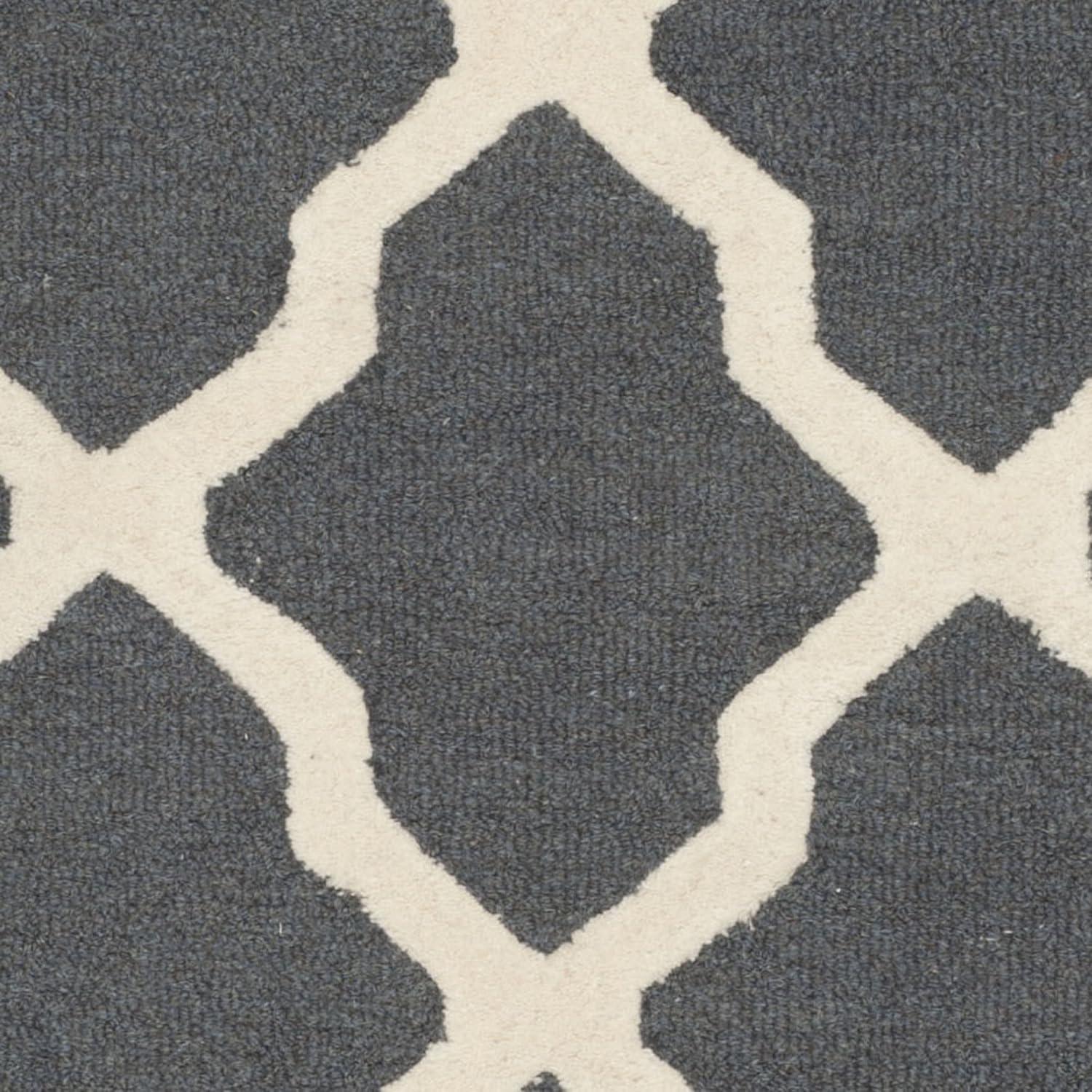 SAFAVIEH Cambridge Liam Geometric Wool Area Rug, Dark Grey/Ivory, 5' x 8'