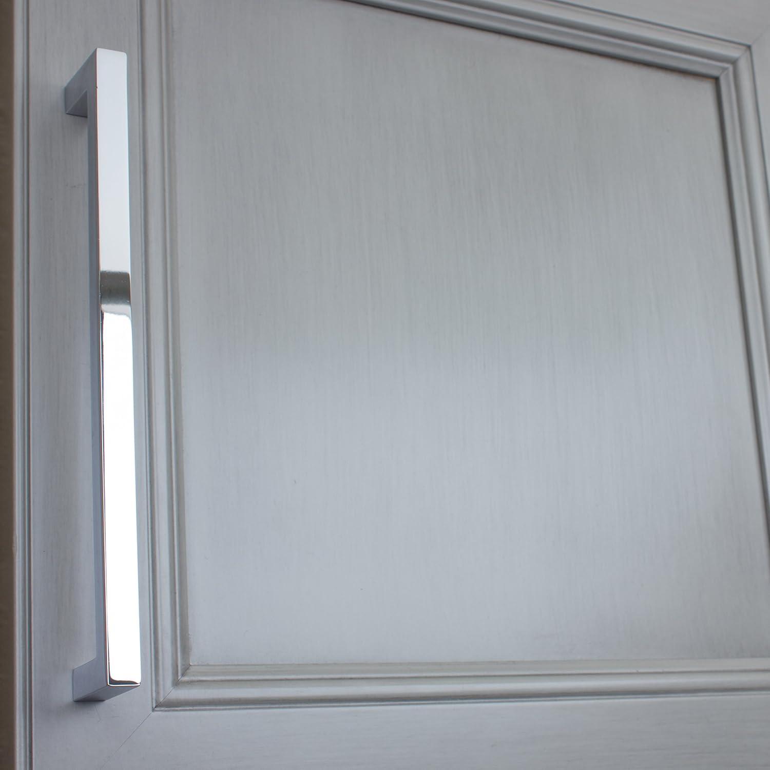 Kingston Collection Solid Square Bar Pull