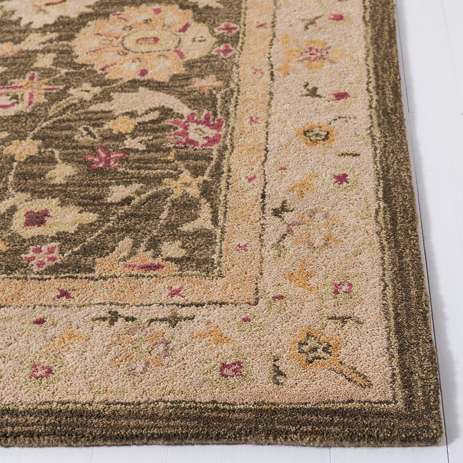Safavieh Hand Tufted Wool Rug