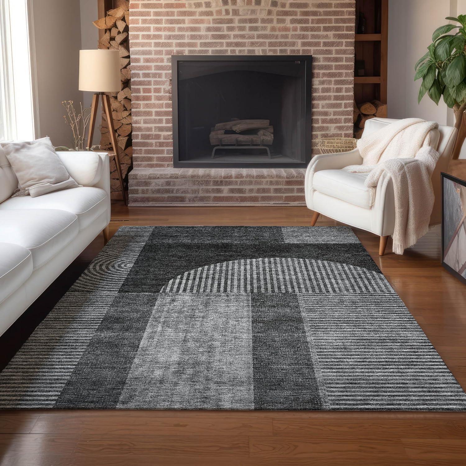 Charcoal Geometric Synthetic Flat Woven Indoor Outdoor Rug 3' x 5'