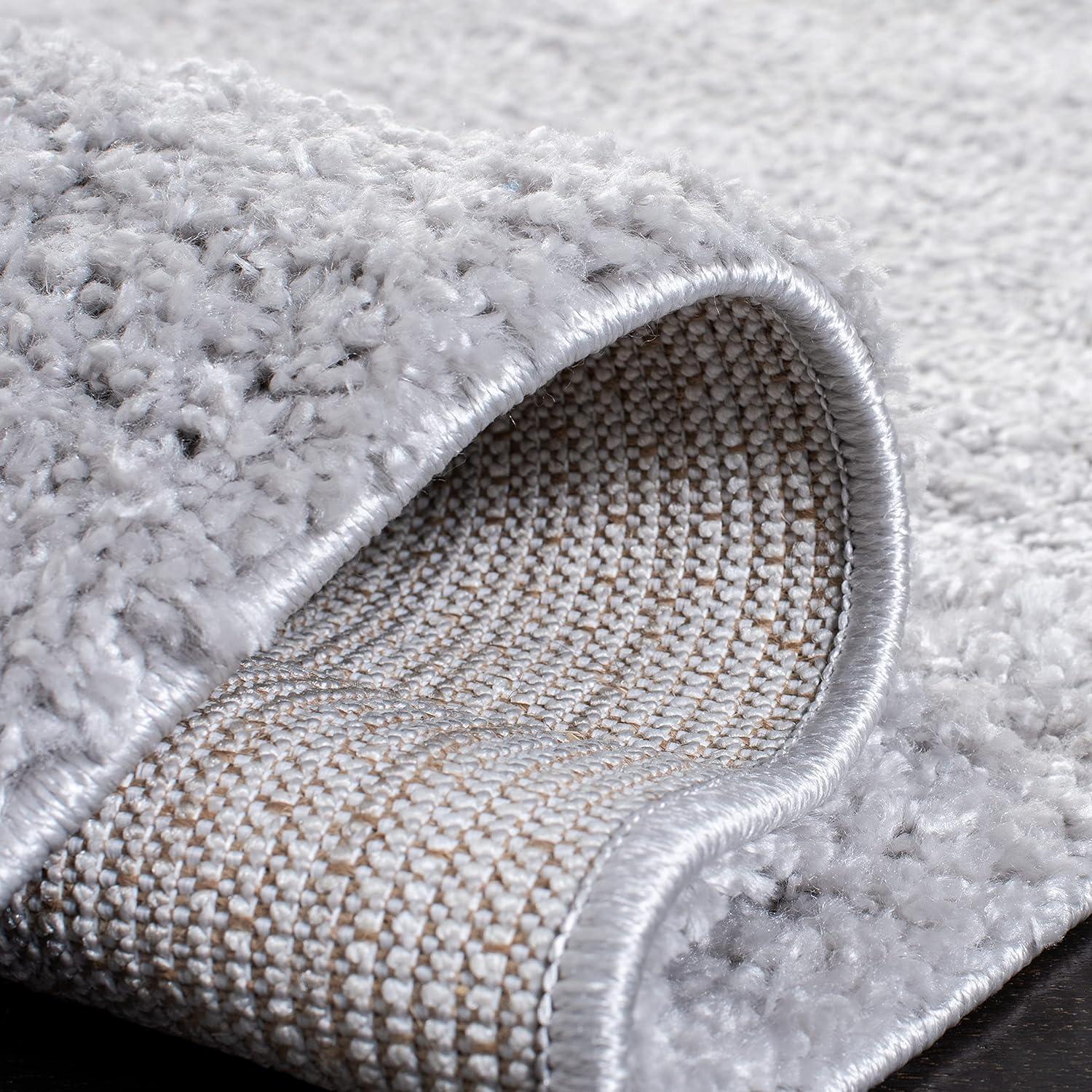 August Shag 500 AUG511 Power Loomed Indoor Area Rug - Light Grey - 5'3"x7'7" - Safavieh