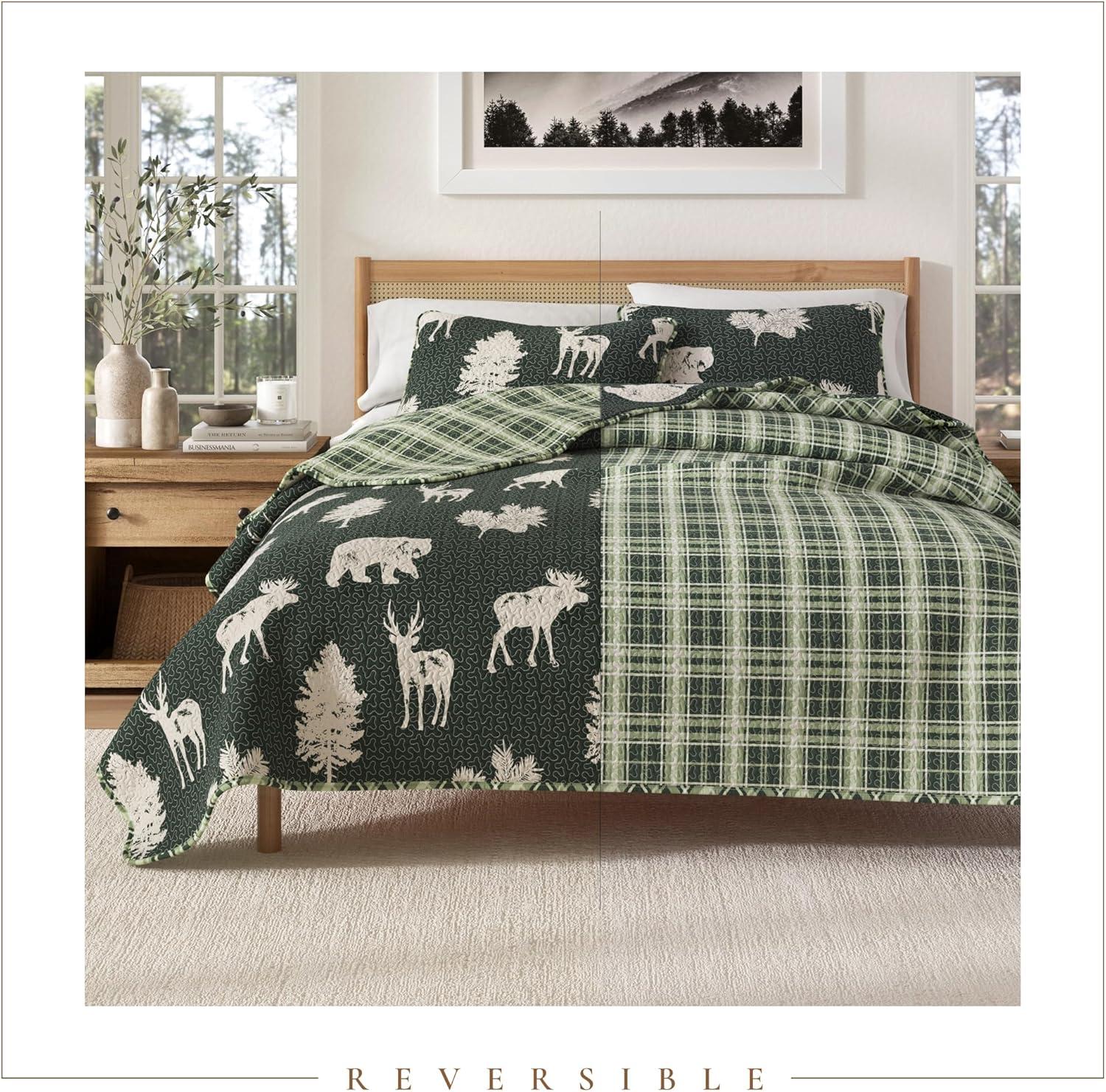 FreshFolds Forest Green Nature Quilt Set Reversible Plaid Quilt Set with Shams