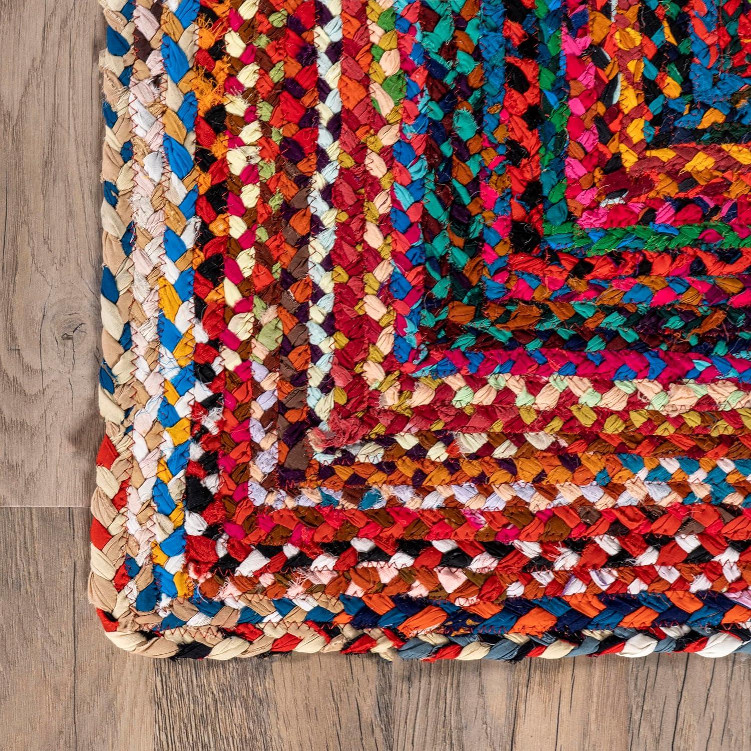 Handmade Multicolor Cotton Braided 26" Accent Rug