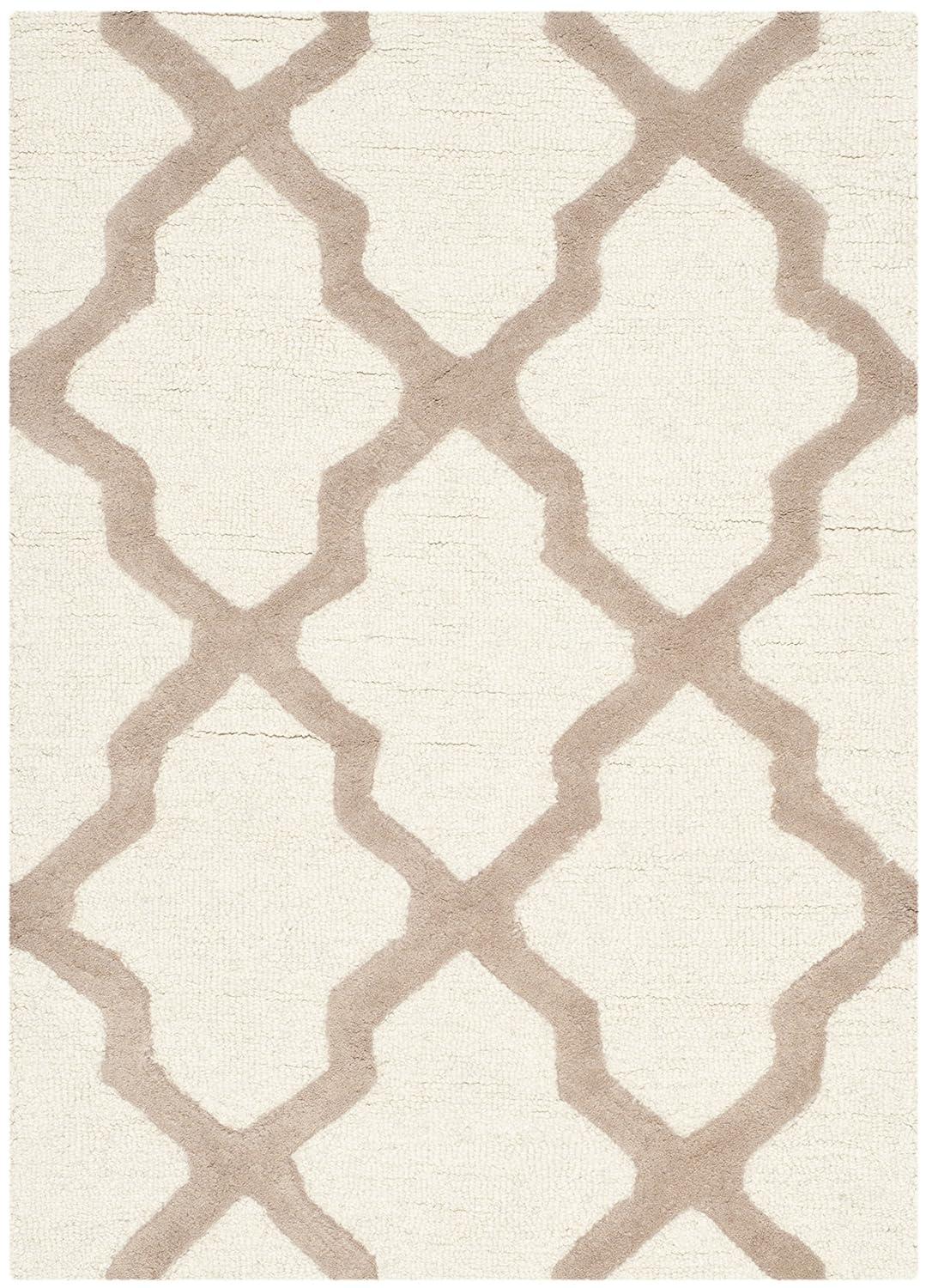 SAFAVIEH Cambridge Liam Geometric Wool Area Rug, Ivory/Beige, 2' x 3'