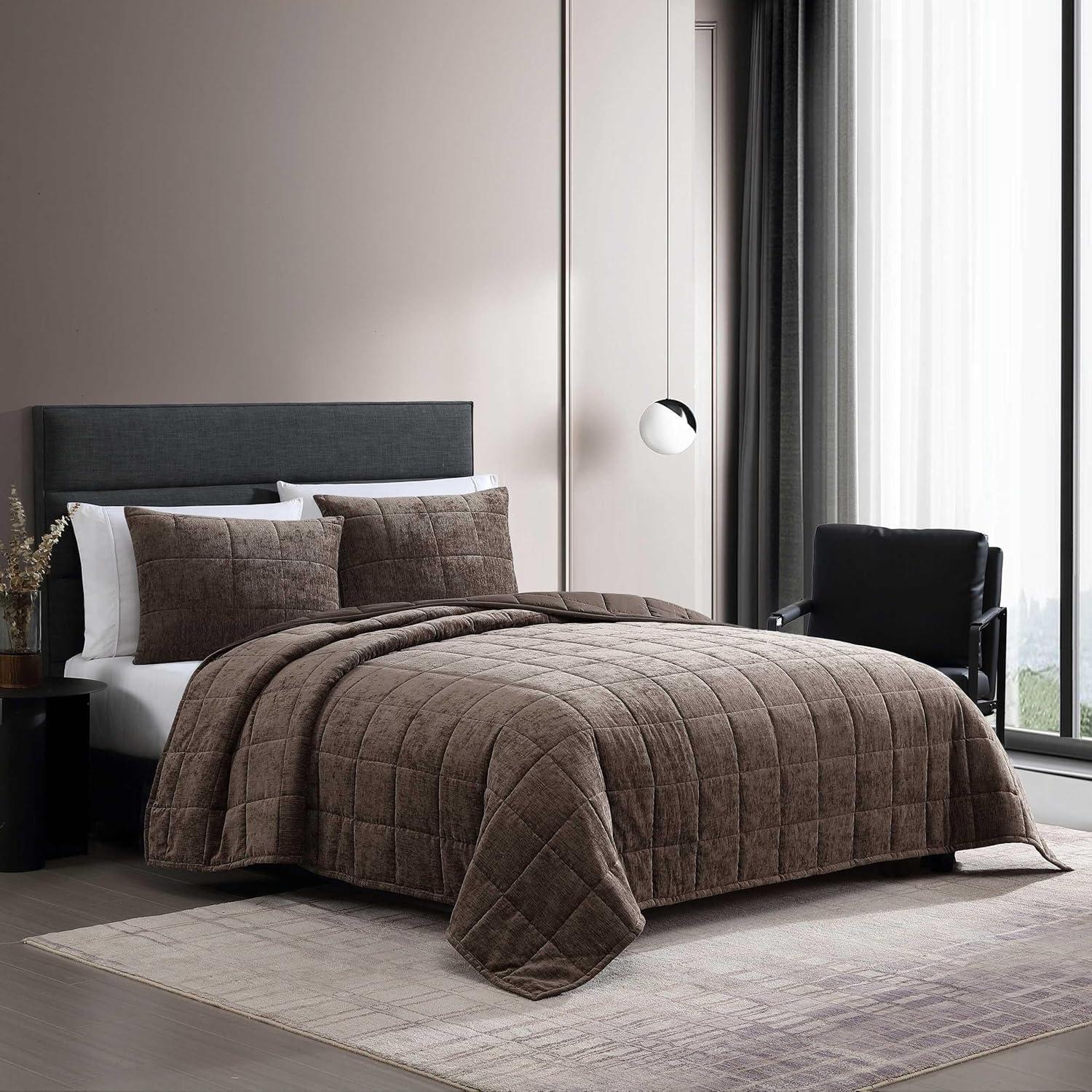 Vera Wang Vera Wang Chenille Box Solid Reversible Quilt Set