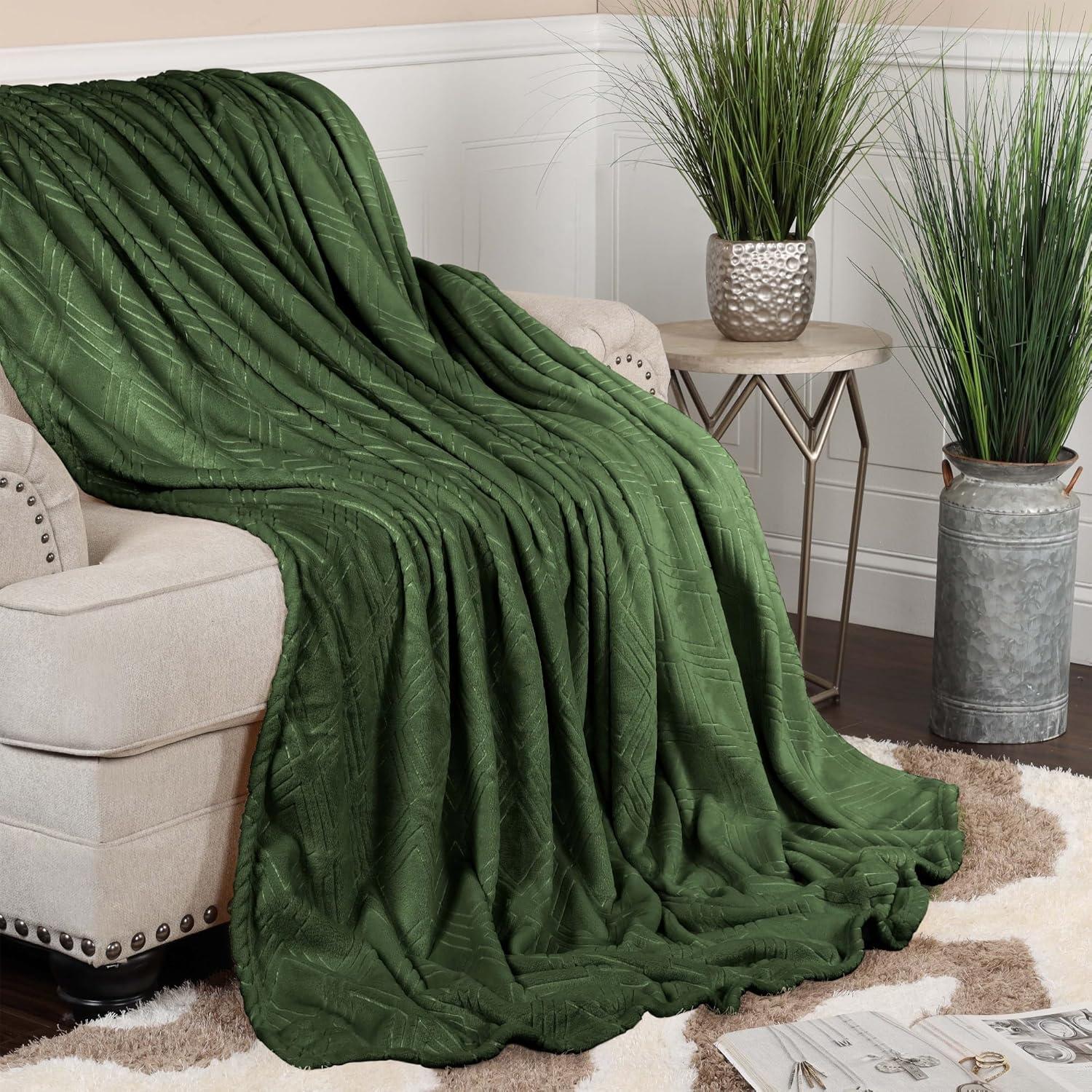 King Green Diamond Pattern Fleece Faux Fur Blanket