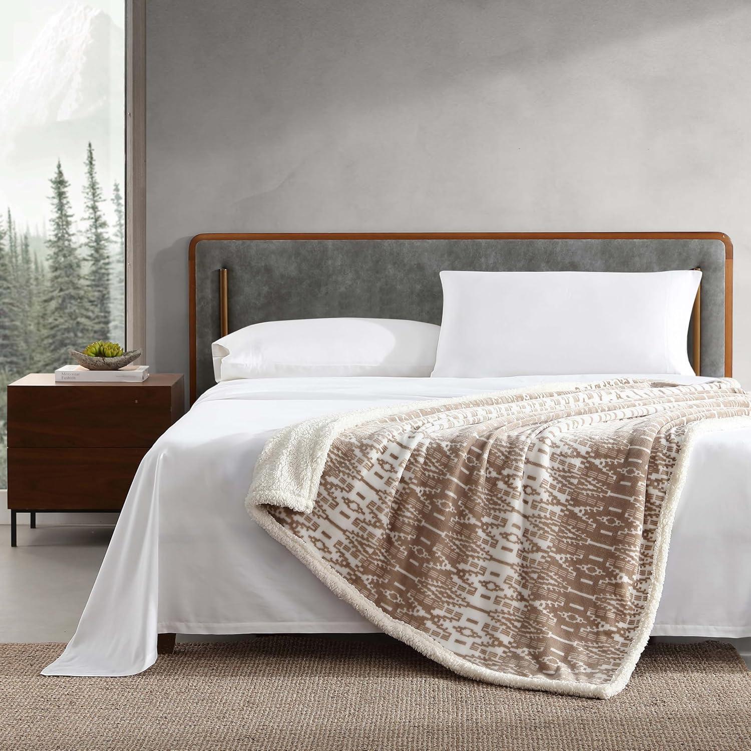 Eddie Bauer Eddie Bauer Printed Plush Fleece/Sherpa Throw Blankets