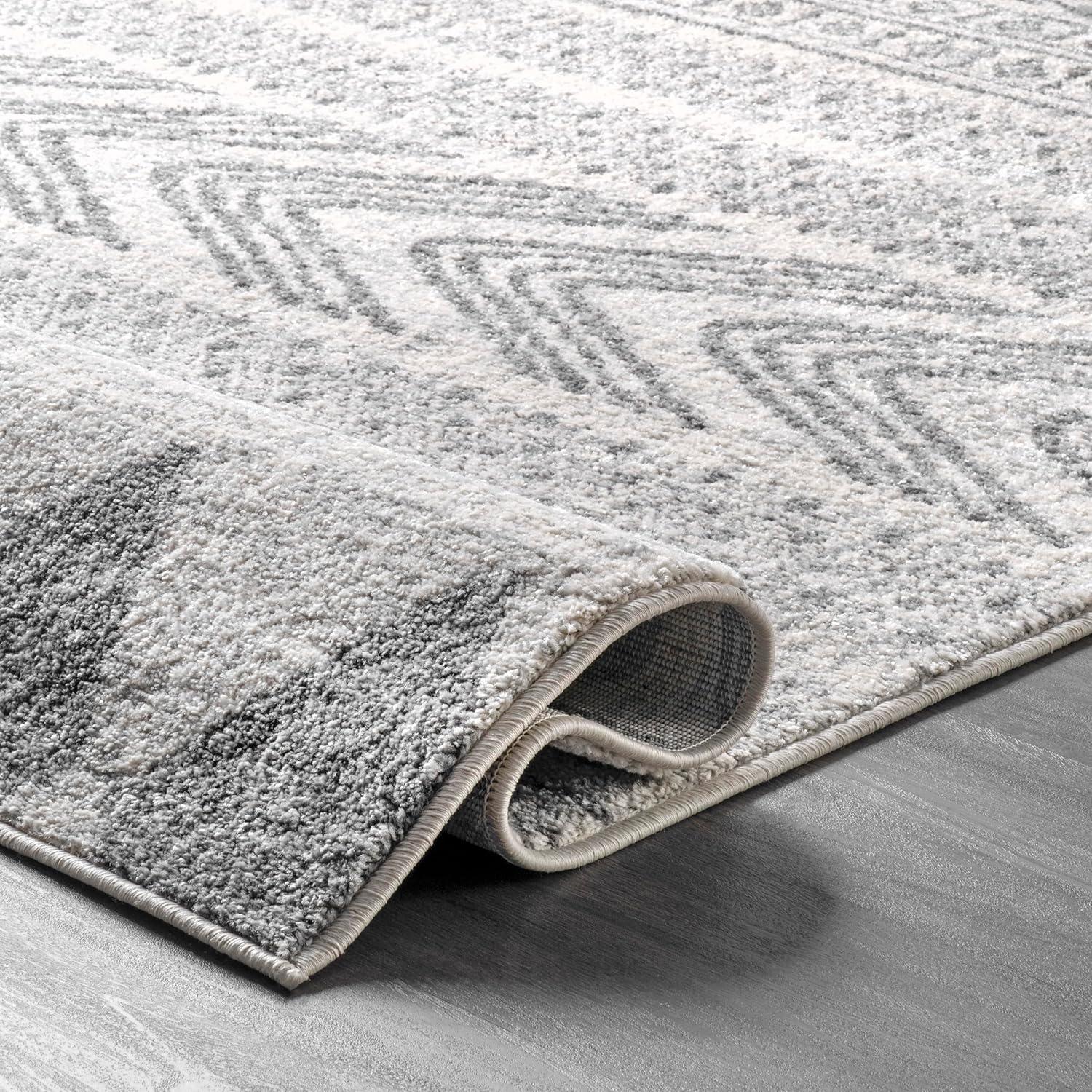 nuLOOM Shaina Tribal Runner Rug, 2' 6" x 6', Gray