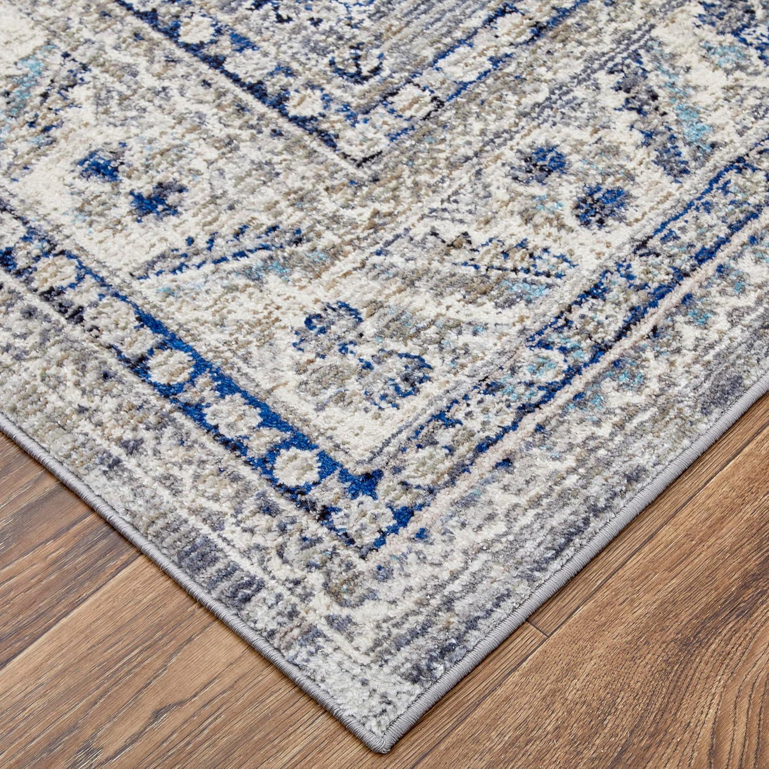 23'' Vintage Bohemian Rectangular Rug in Warm Spice and Cool Stone