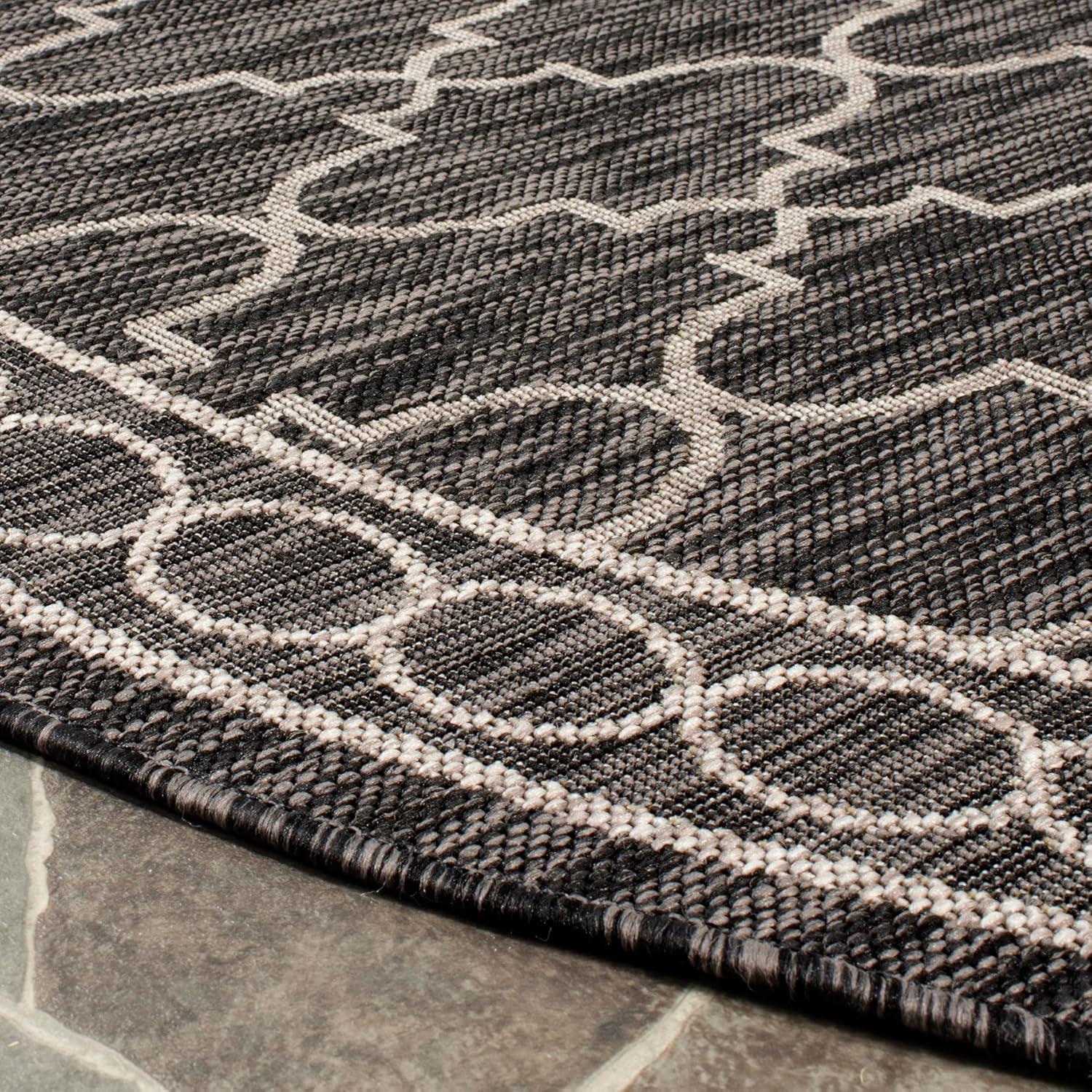 Courtyard CY8871 Power Loomed Indoor/Outdoor Area Rug - Black/Beige - 6'7" Round - Safavieh.