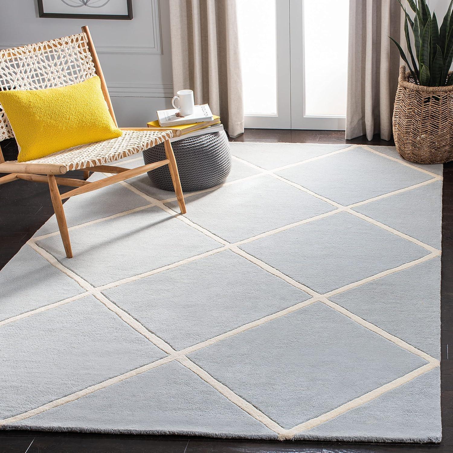 Off-White Hand-Tufted Wool Rectangular 6' x 9' Rug