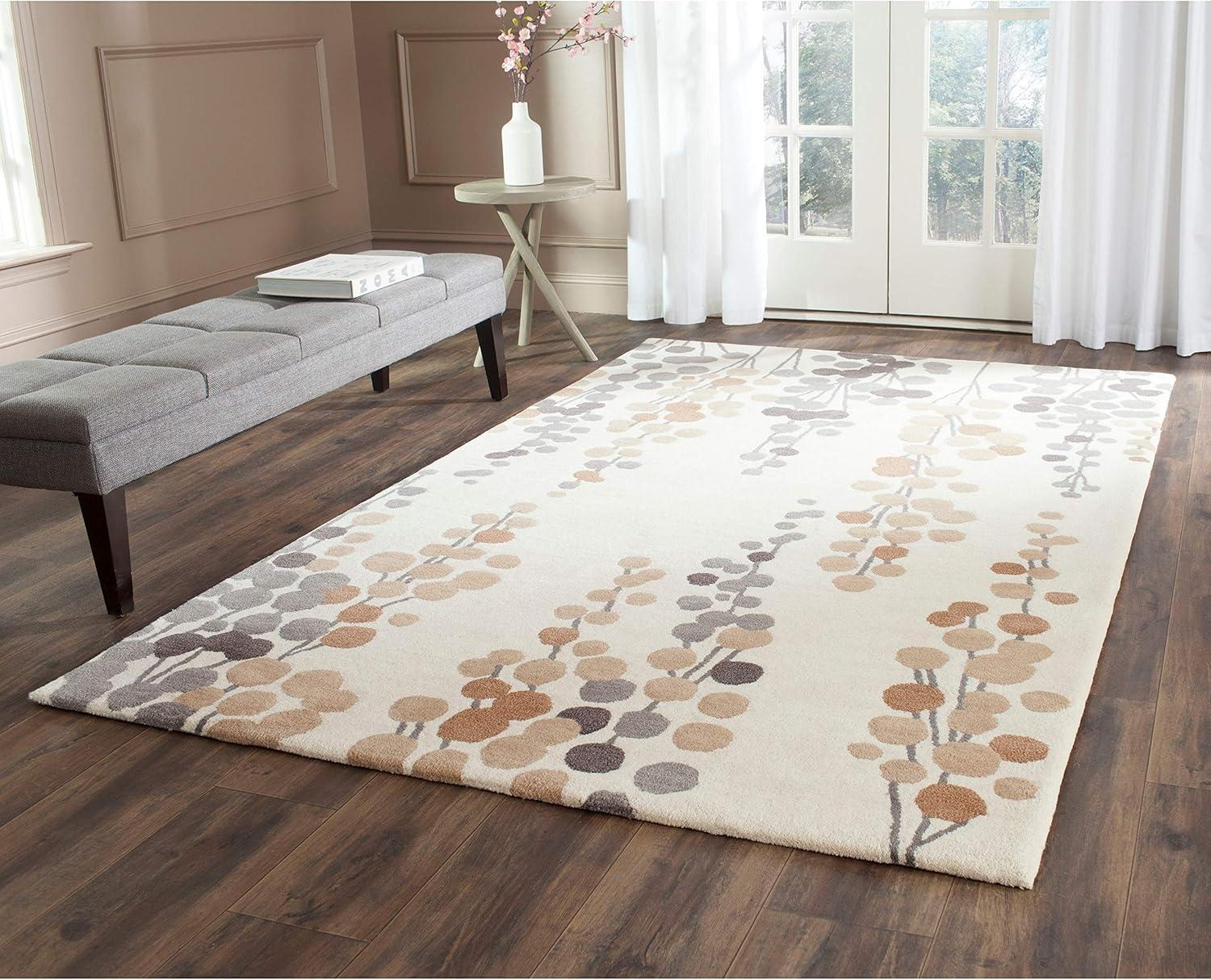 Soho SOH338 Hand Tufted Area Rug  - Safavieh