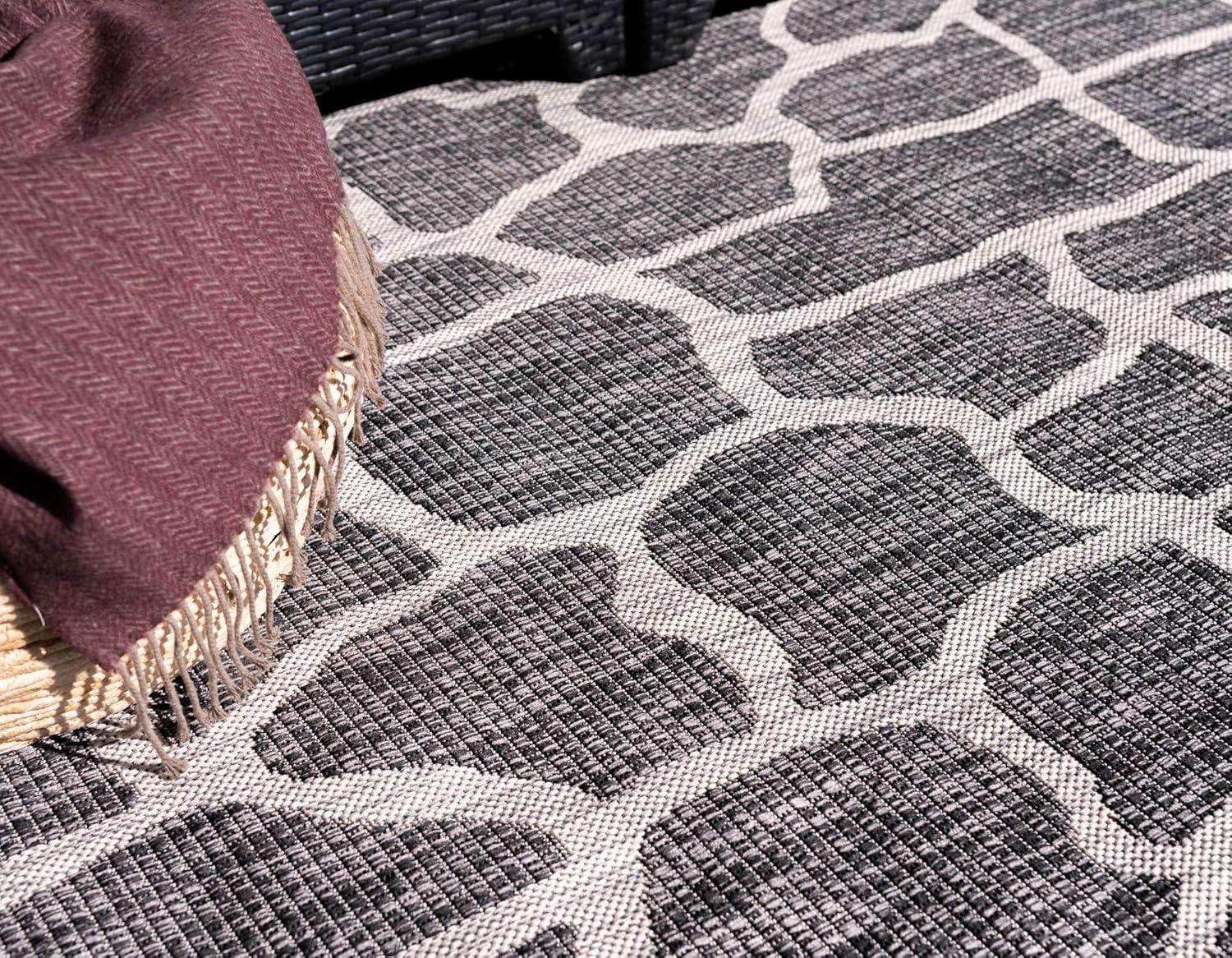 Unique Loom 6' 1 x 9' 0 Rectangle Indoor/Outdoor Safari Charcoal Gray Area Rug