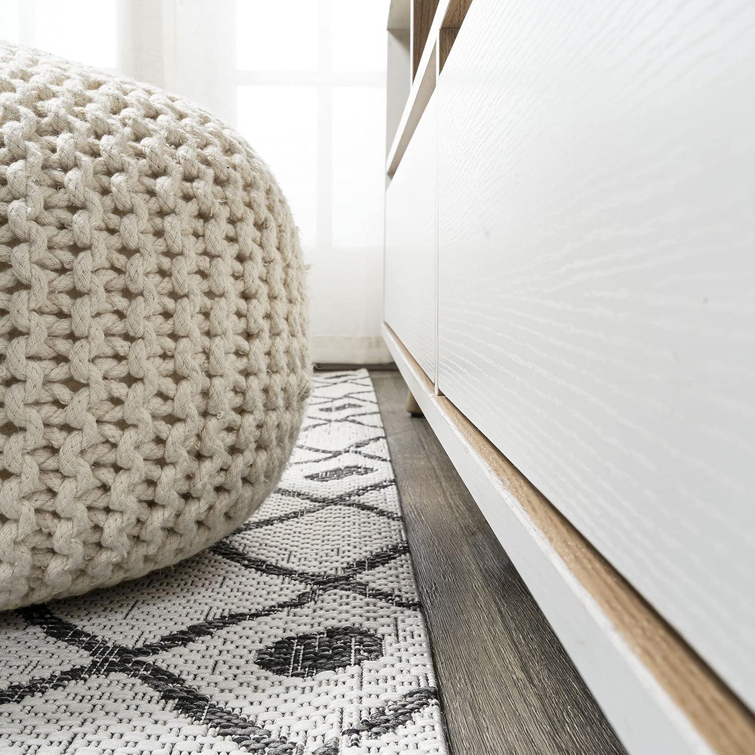 2'x10' Nokat Modern Bohemian Styled Indoor/Outdoor Runner Rug, Ivory/Black - JONATHAN Y