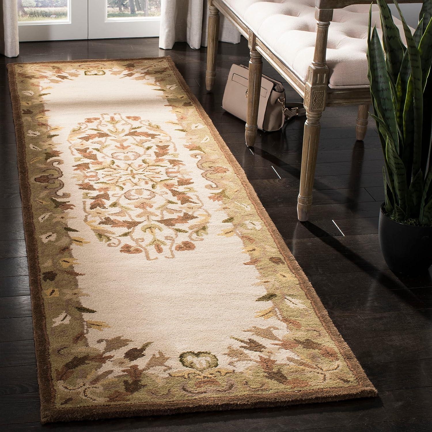 SAFAVIEH Heritage Cleves Traditional Wool Area Rug, Black, 5' x 8'
