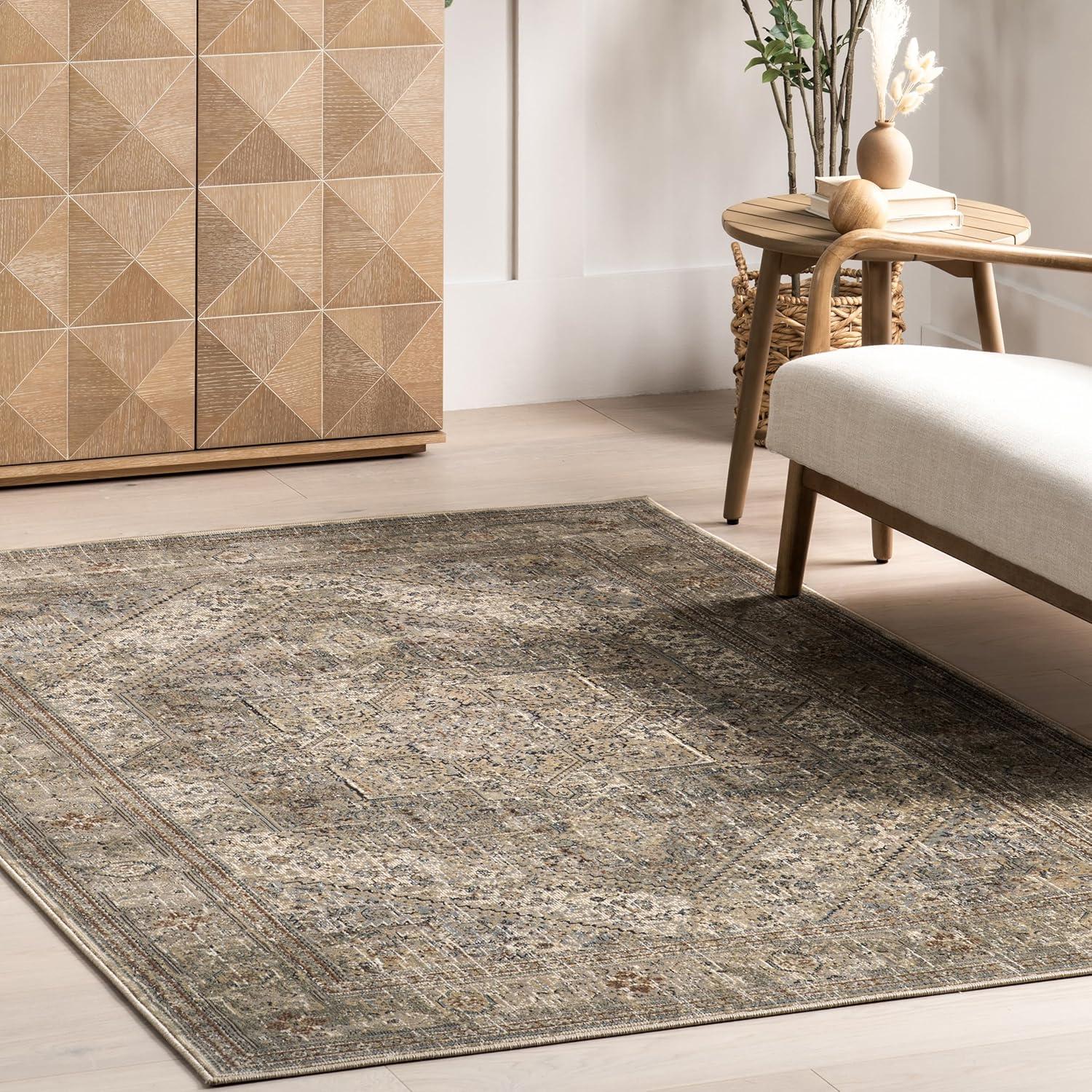 Nuloom Traditional Carol Medallion Indoor Area Rug