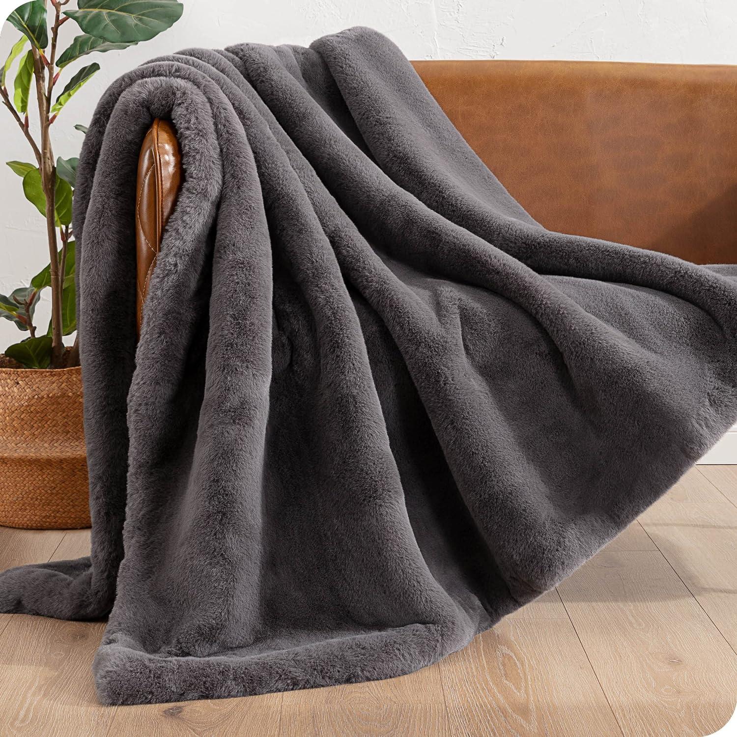 Ultra-Soft Fleece & Faux Fur Dark Gray Throw for All Ages