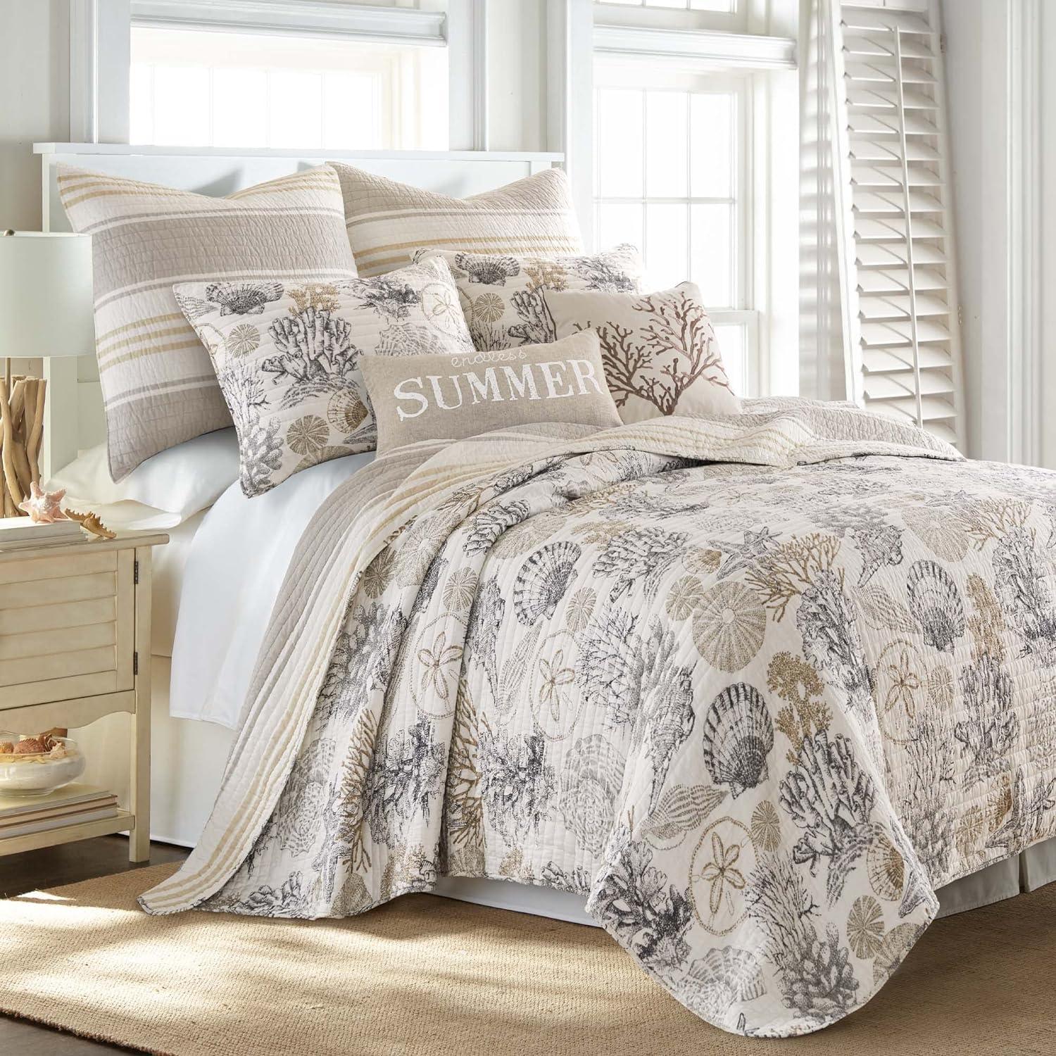 Caspian Sea Full/Queen Quilt Set - One Full/Queen Quilt and Two Standard Shams - Levtex Home