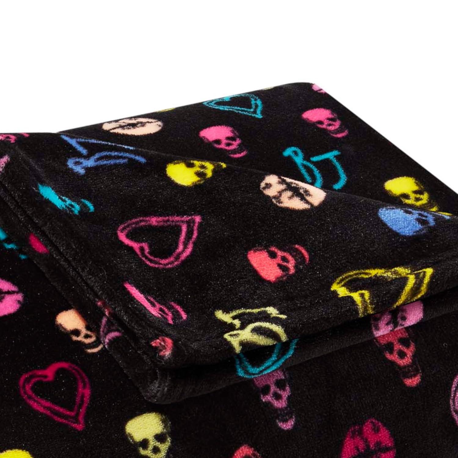Betsey Johnson Printed Ultra Soft Plush Fleece Blankets & Reviews | Wayfair