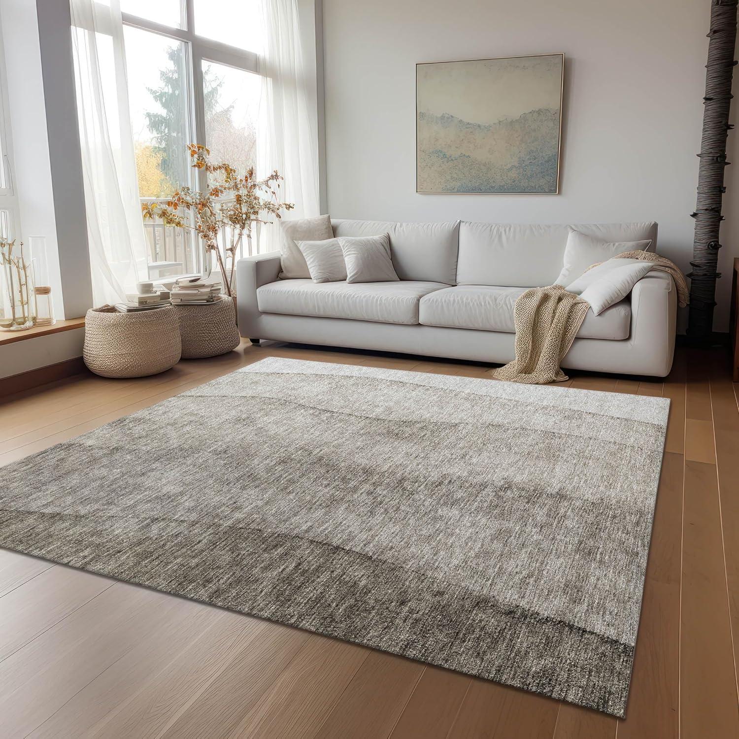 Taupe Gradient Flat Woven Synthetic Indoor/Outdoor Rug 5' x 7'