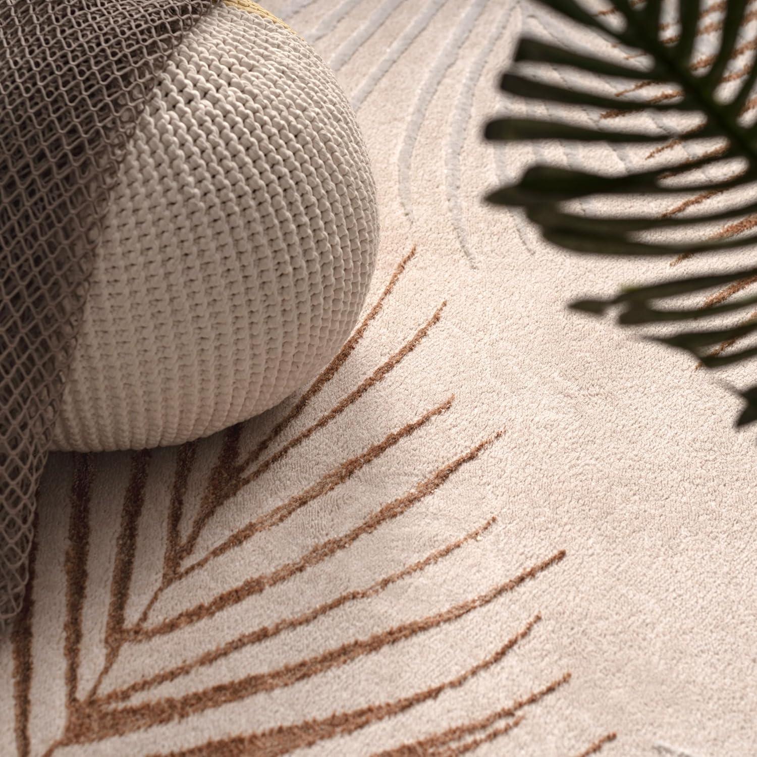 Beige and Brown Palm Leaf Pattern Rectangular Rug, 3'11" x 5'3"