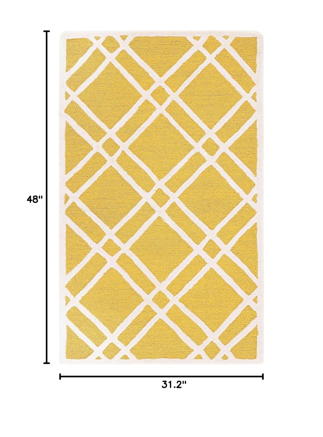 SAFAVIEH Cambridge Judy Geometric Wool Area Rug, Gold/Ivory, 2'6" x 4'