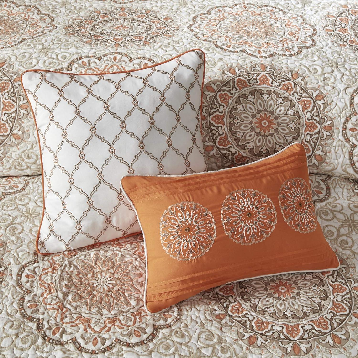 6 Piece Reversible Quilt Set with Throw Pillows