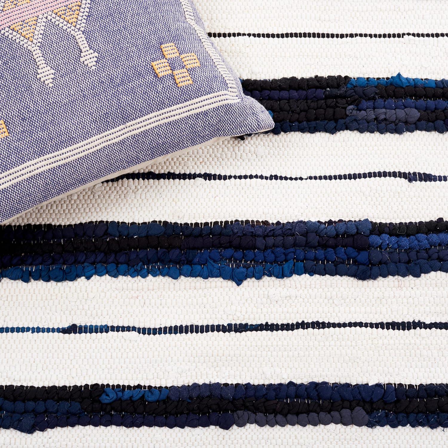 Montauk MTK623 Hand Woven Area Rug - Navy/Ivory - 5'x8' - Safavieh.