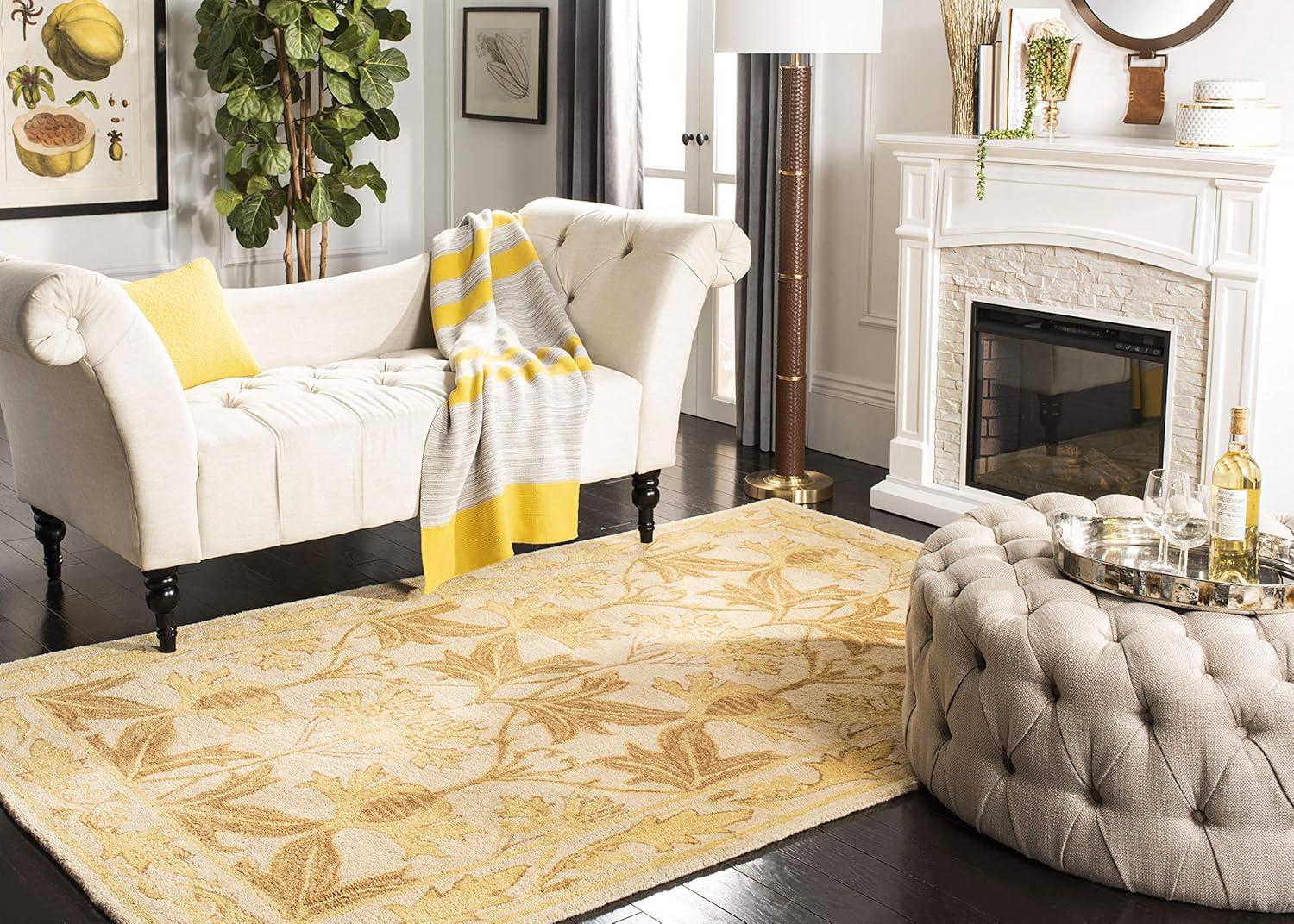 Elegant Ivory and Gold 4' x 6' Hand-Tufted Wool Area Rug