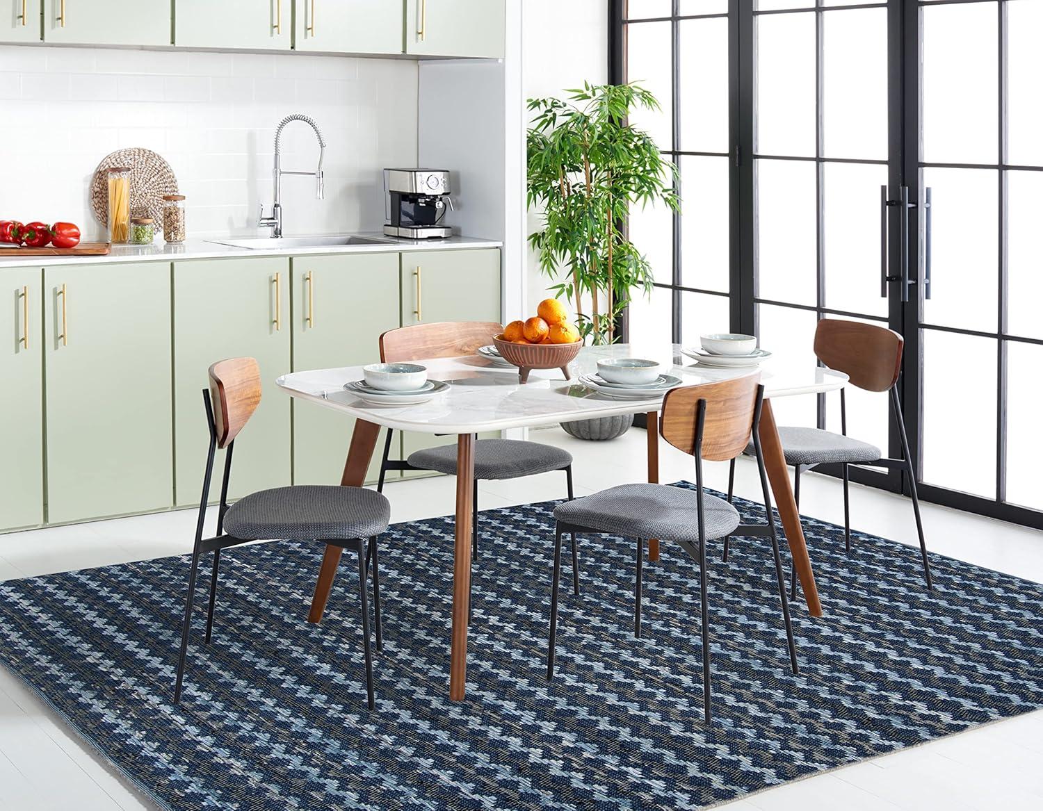 Montauk MTK120 Hand Woven Indoor Accent Rug - Navy Blue/Black - 3'x5' - Safavieh