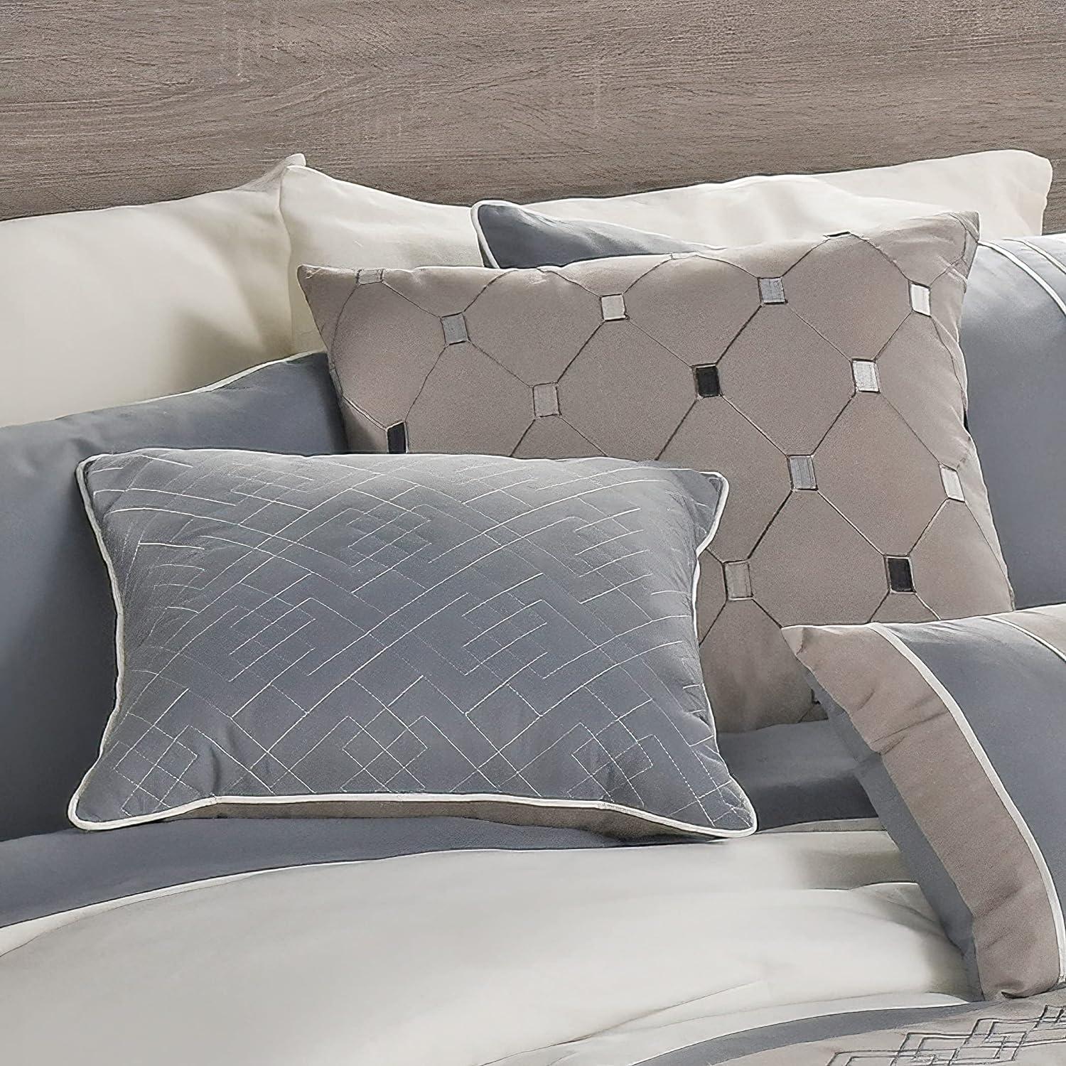 Beren Comforter Set