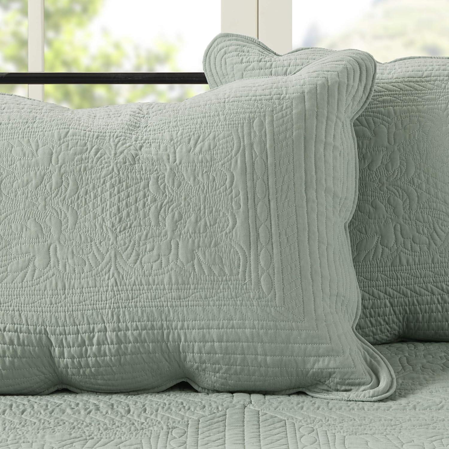 Madison Park Tuscany 6 Piece Reversible Scalloped Edge Daybed Cover Set