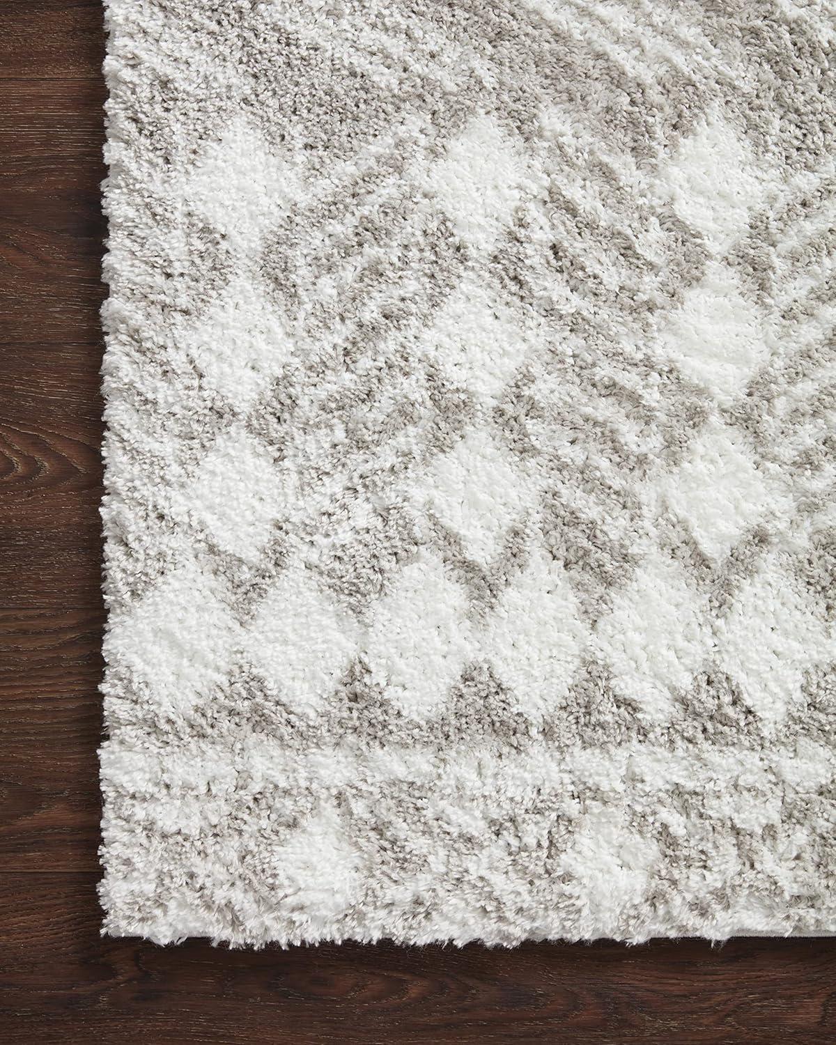 Loloi Bliss Shag Grey / White 5'-3" x 7'-6" Area Rug