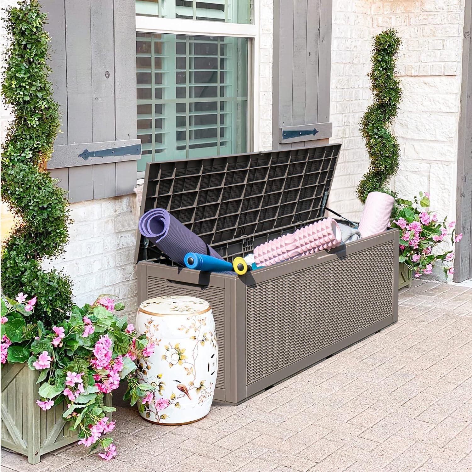 GUNJI GUNJI 100 Gallon Water Resistant Resin Lockable Deck Box