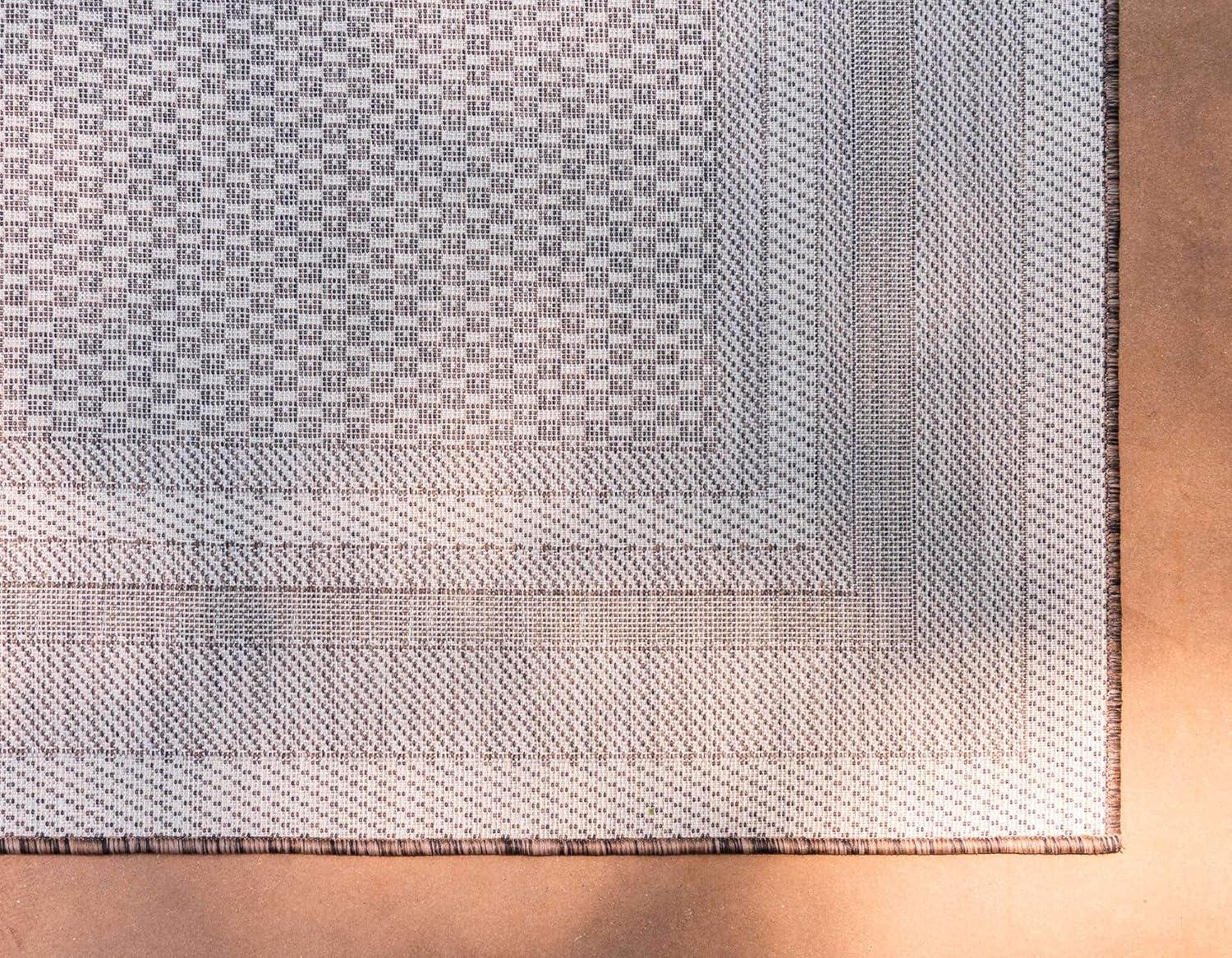 Unique Loom 5' 3 x 8' 0 Rectangle Indoor/Outdoor Border Brown Area Rug