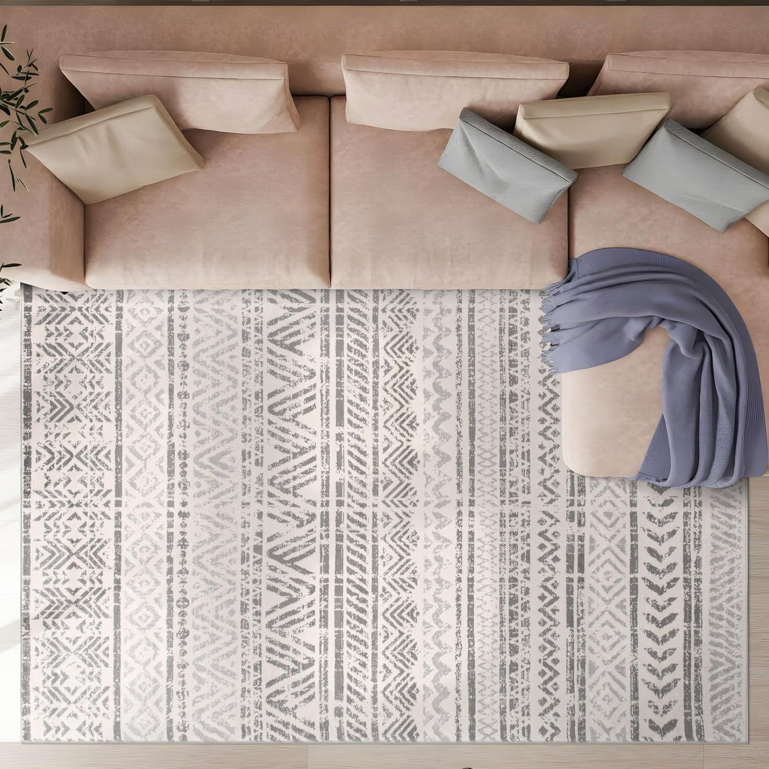 World Rug Gallery Geometric Distressed Bohemian Gray 6'6" x 9' Area Rug