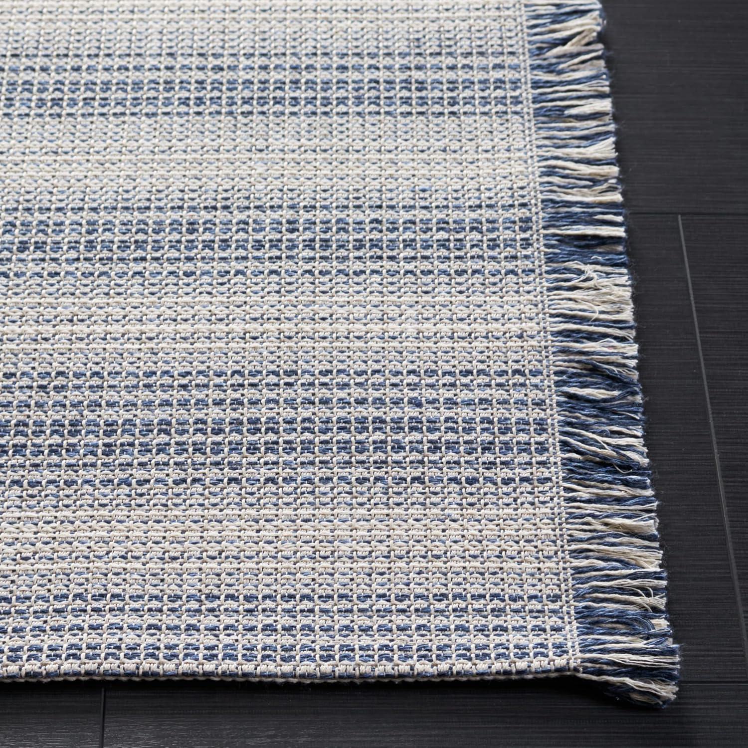 Augustine AGT501 Machine Made Indoor Area Rug - Ivory/Navy - 5'x7'-7" - Safavieh