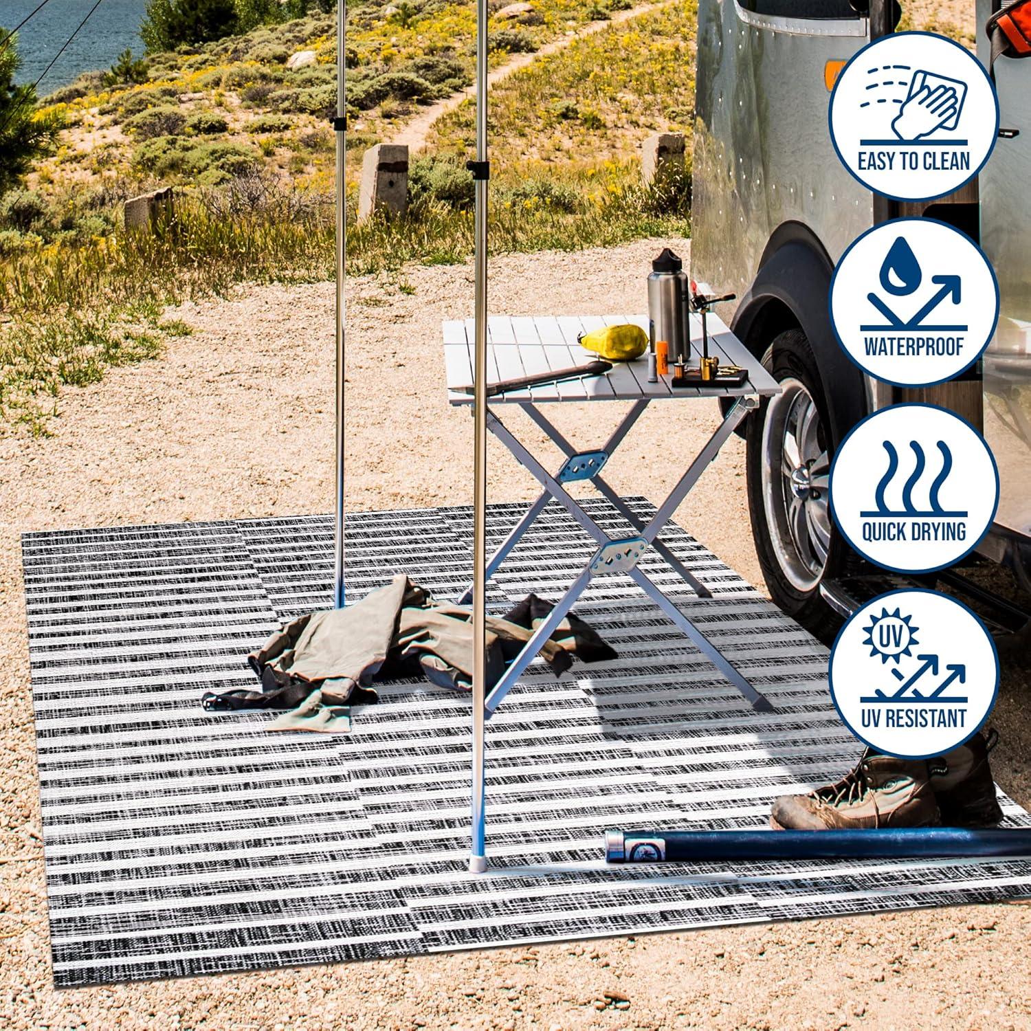 5'x8' Sukie Modern Offset Stripe Indoor/Outdoor Area Rug, Black/Ivory - JONATHAN Y