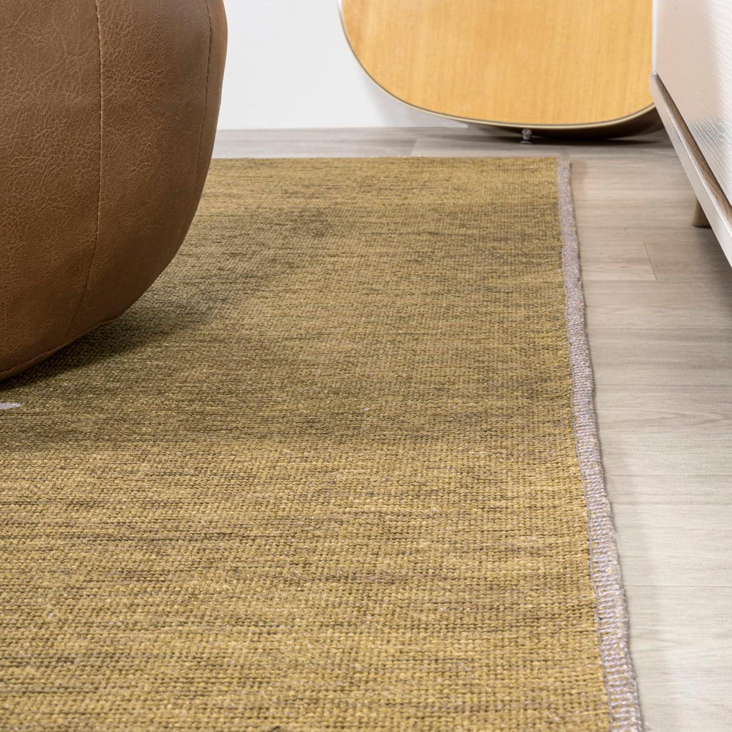 Chayton Minimalist Geometric Machine-Washable Area Rug - JONATHAN Y