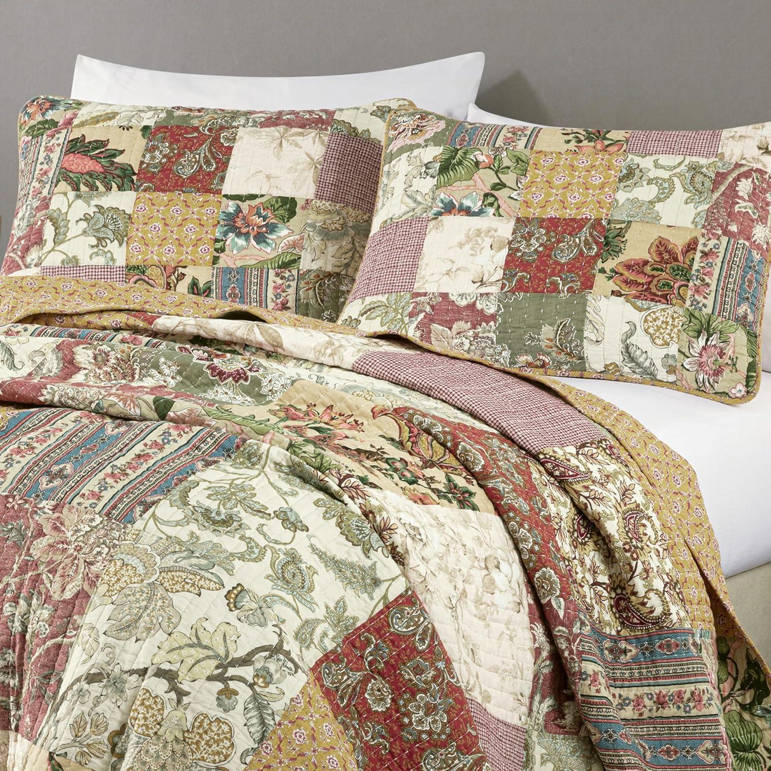 Chezmoi Collection Delaney 3-Piece Floral Patchwork Reversible 100% Cotton Vintage Washed Quilt Set